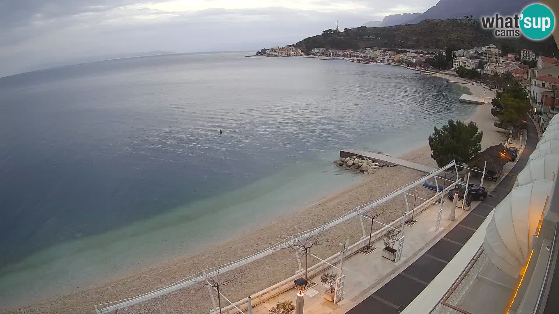 Panorama della spiaggia a Podgora