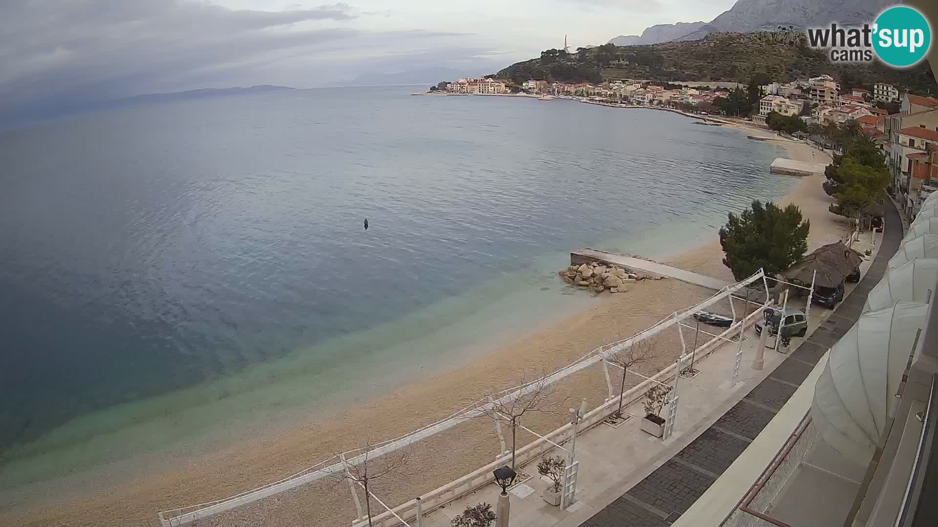 Panorama della spiaggia a Podgora