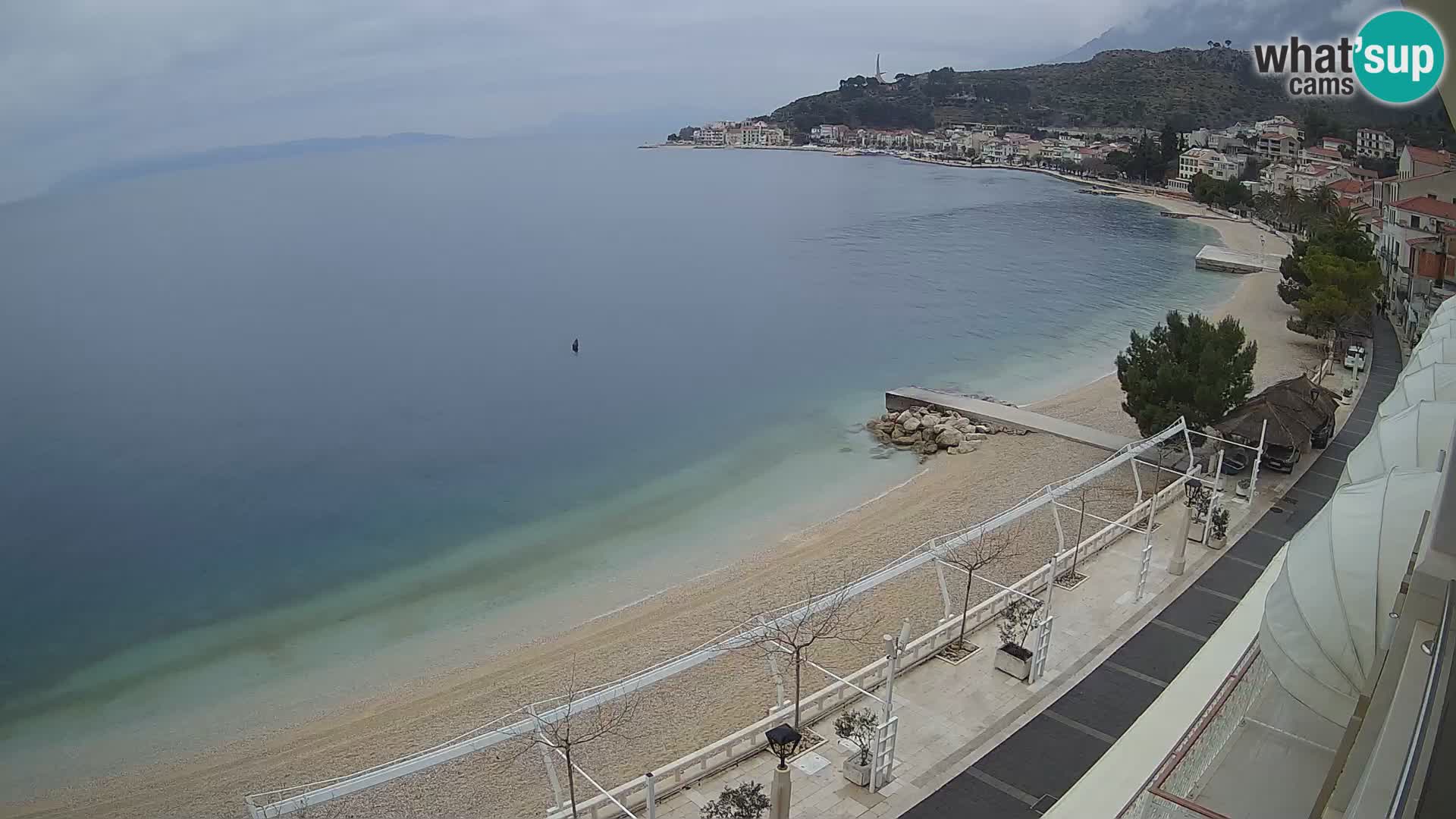 Vista de la playa in Podgora