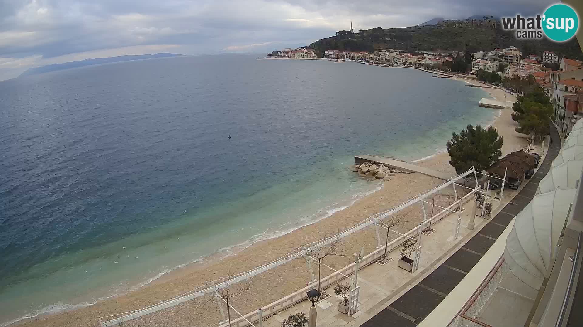 Vue de plage in Podgora