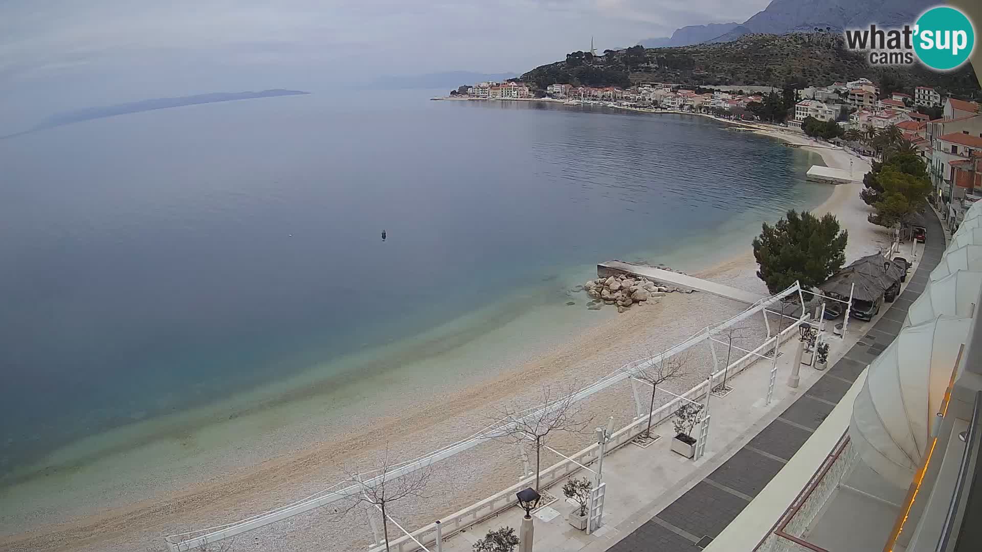 Panorama della spiaggia a Podgora