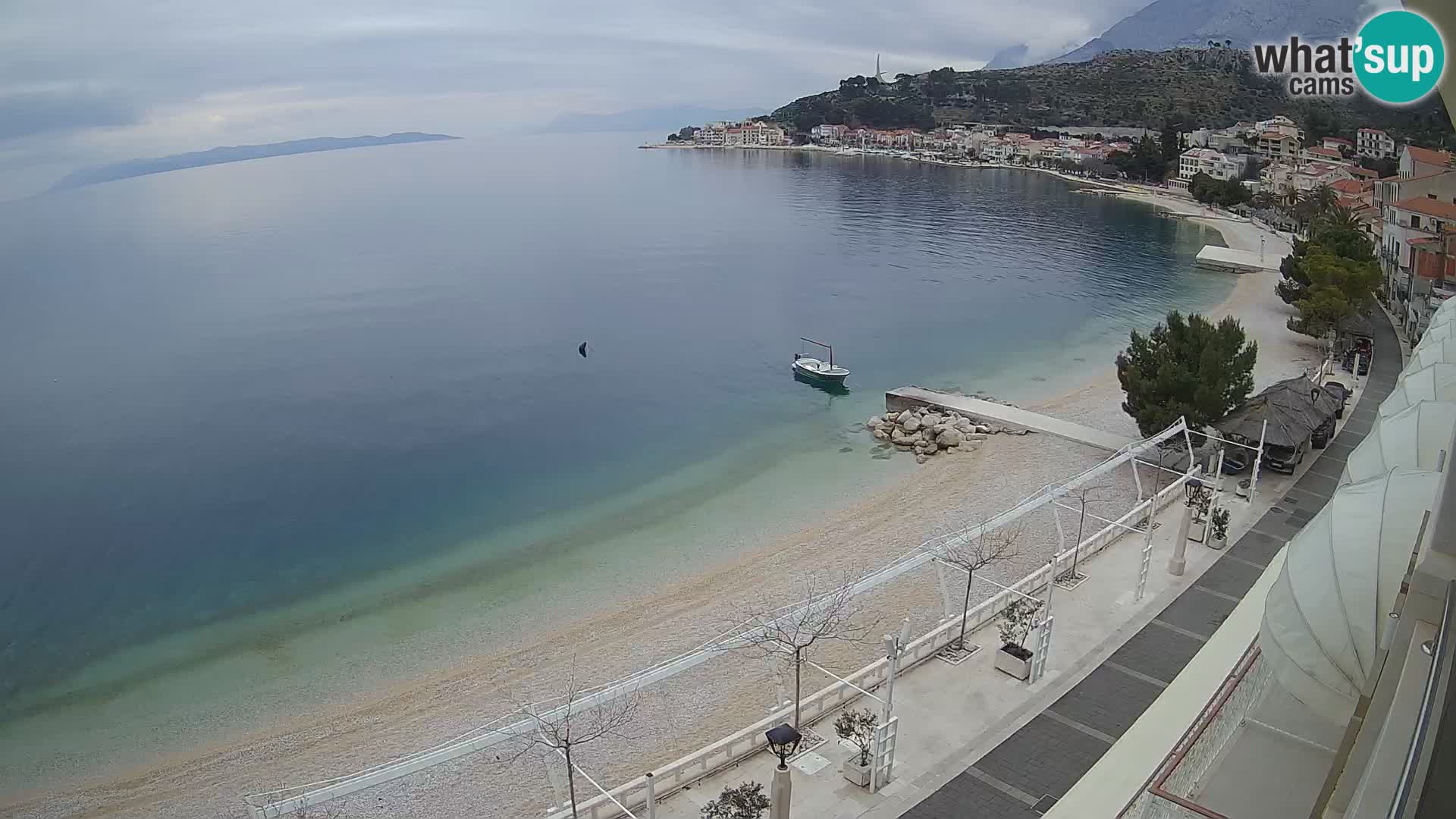 Panorama della spiaggia a Podgora