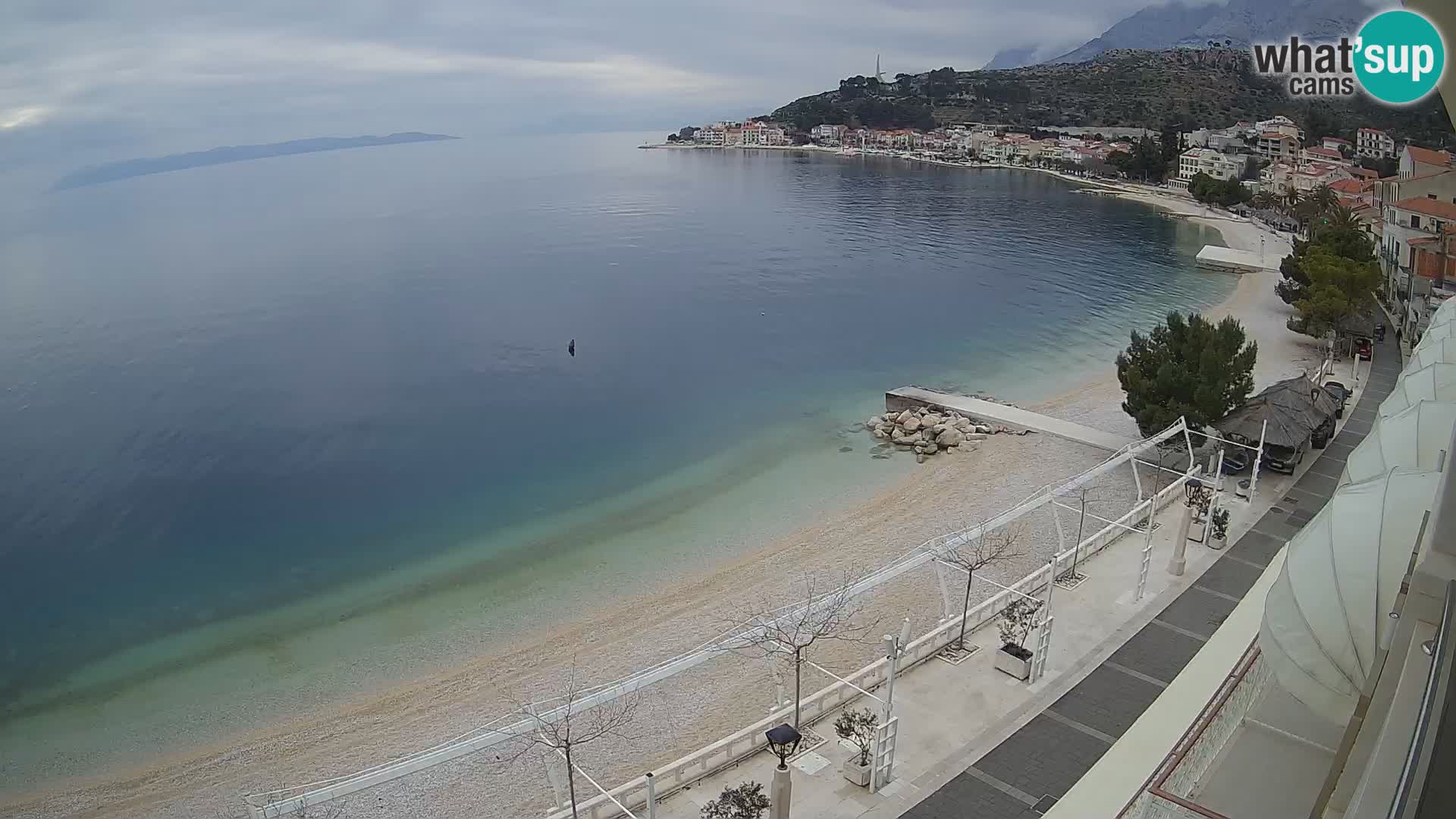 Panorama della spiaggia a Podgora