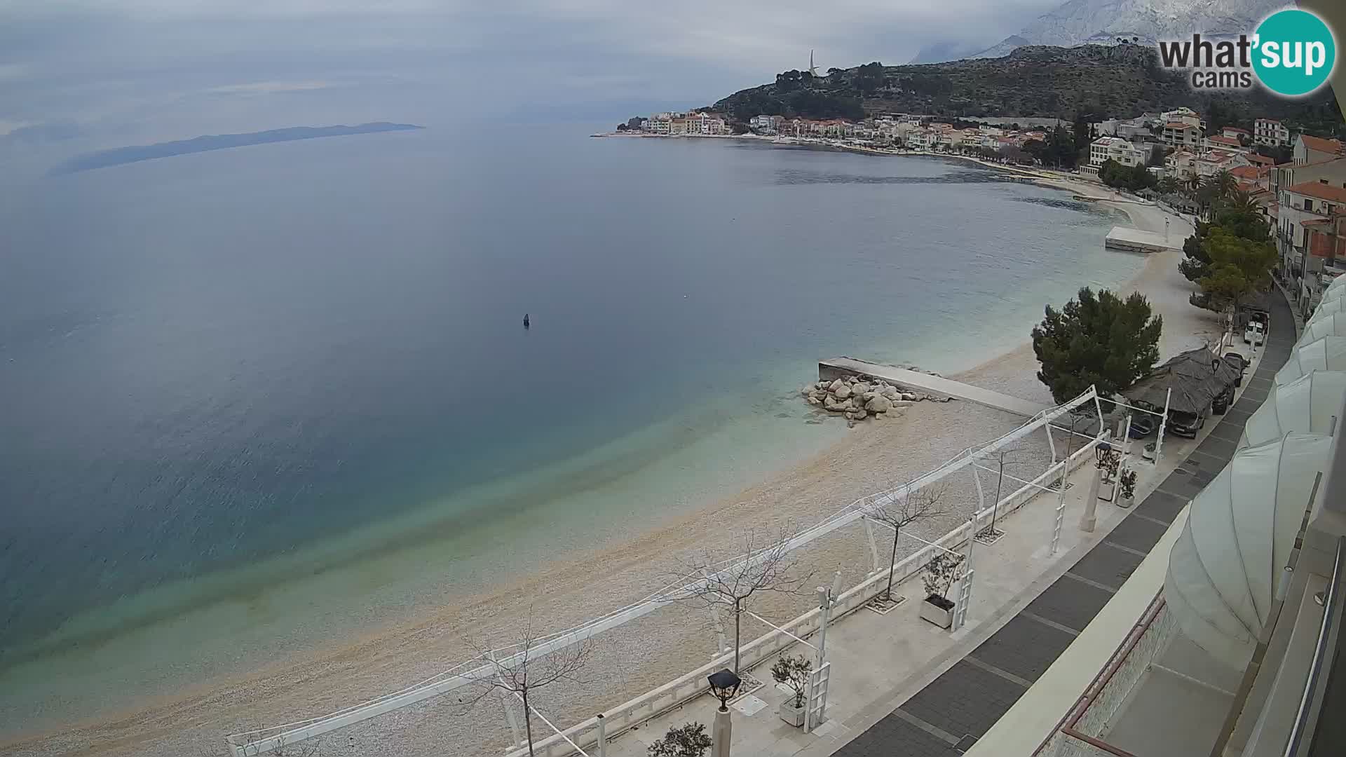 Vista de la playa in Podgora