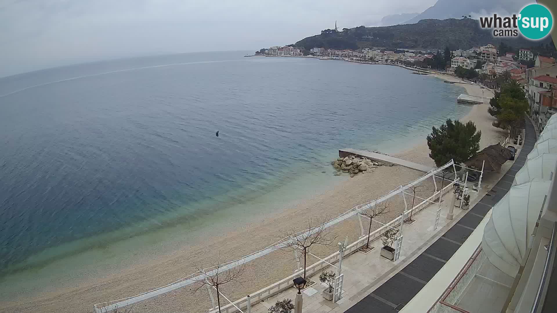 Vista de la playa in Podgora