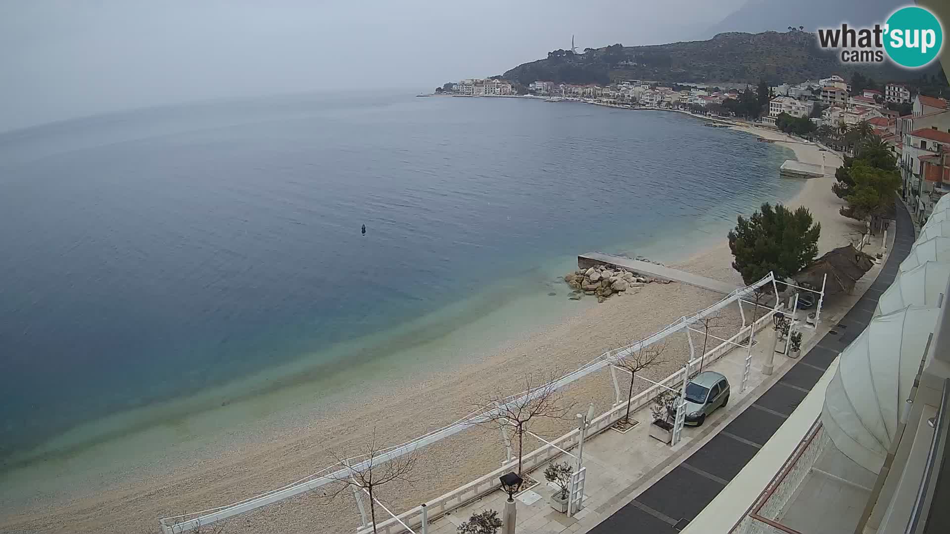 Panorama della spiaggia a Podgora