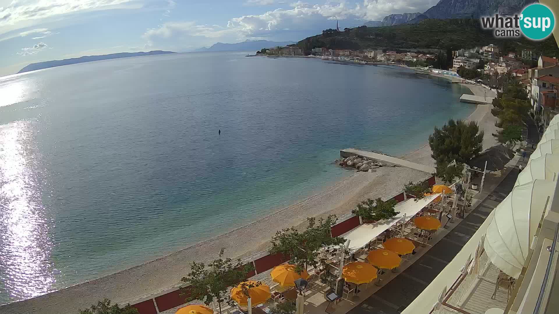Razgled na plažo v Podgori