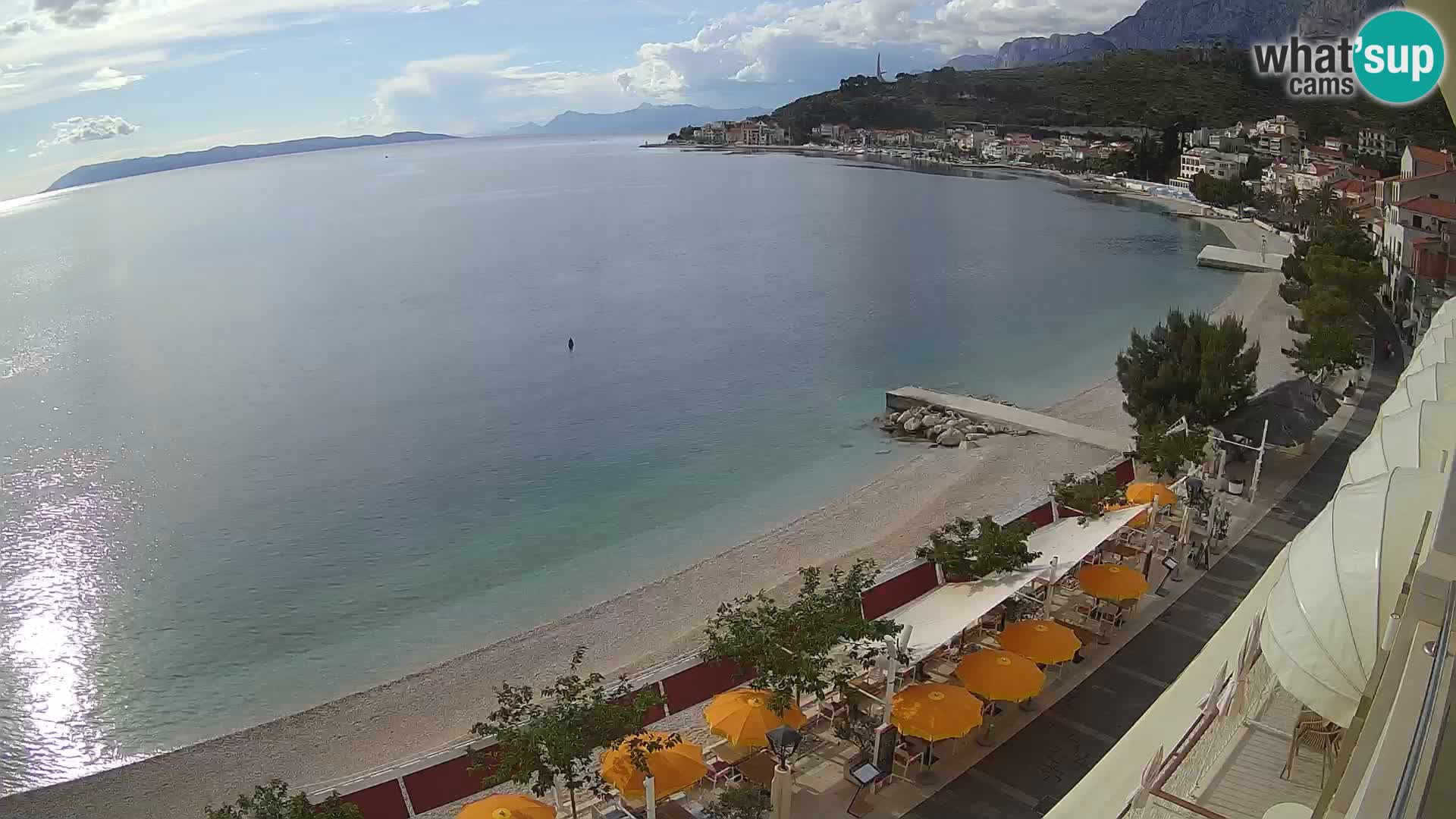 Razgled na plažo v Podgori