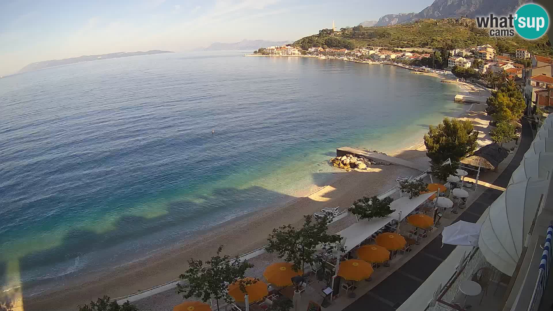 Panorama della spiaggia a Podgora