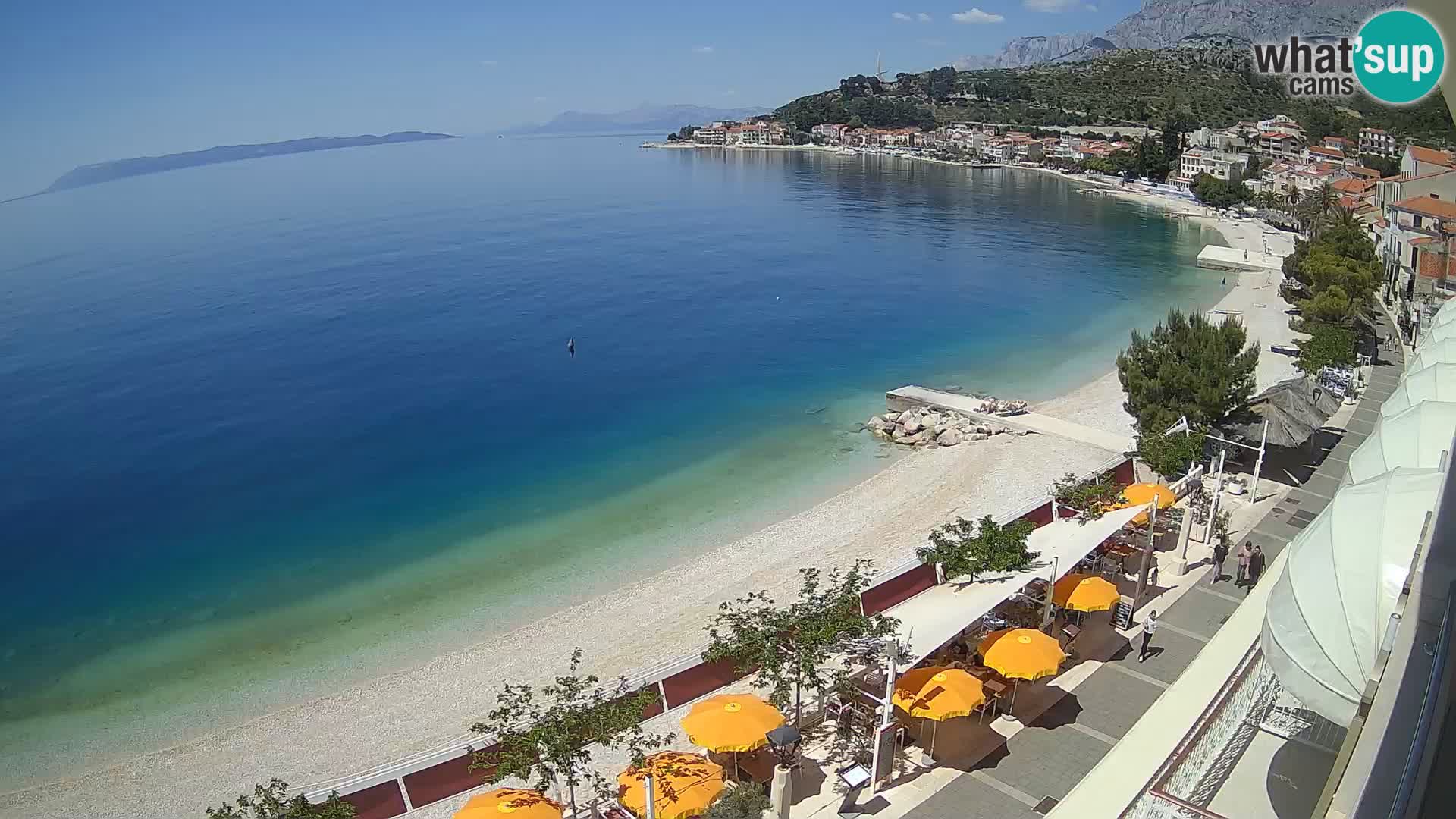 Razgled na plažo v Podgori