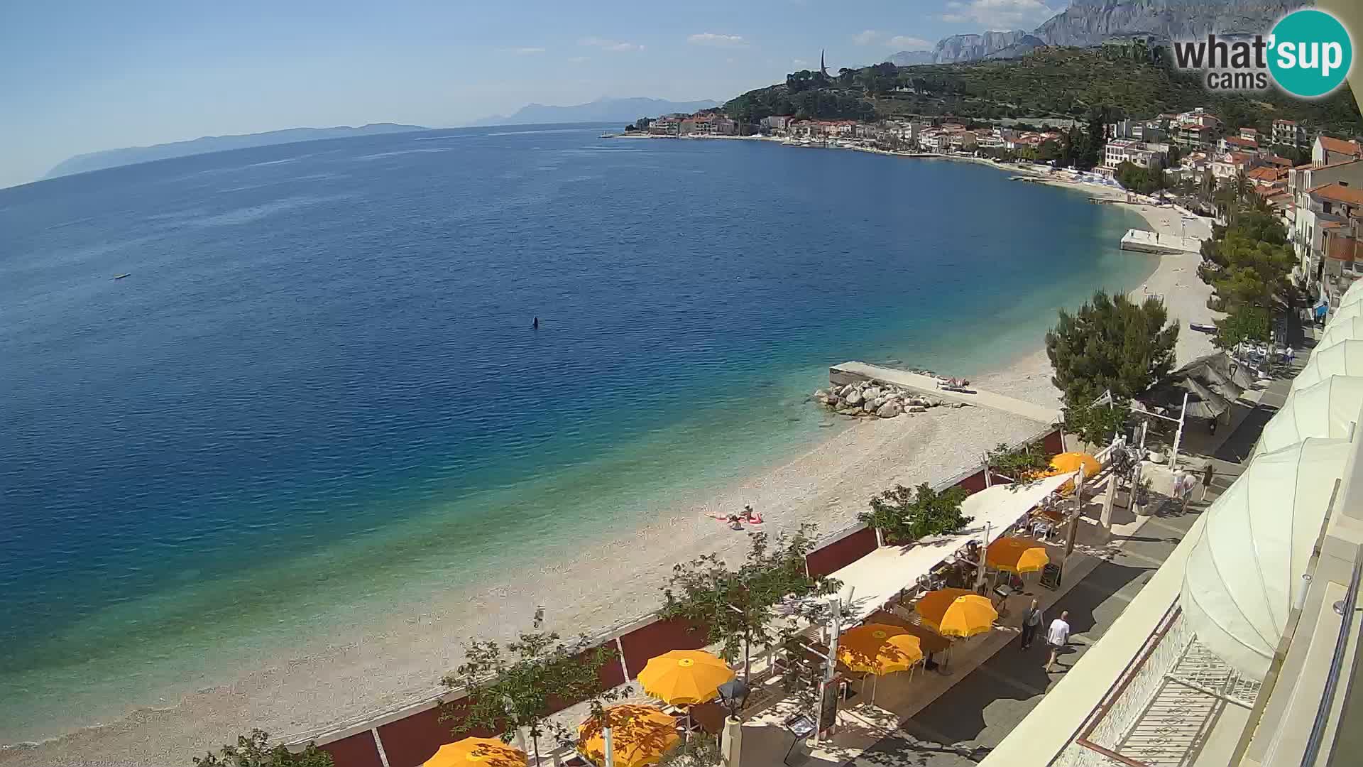 Pogled na plažu Podgori