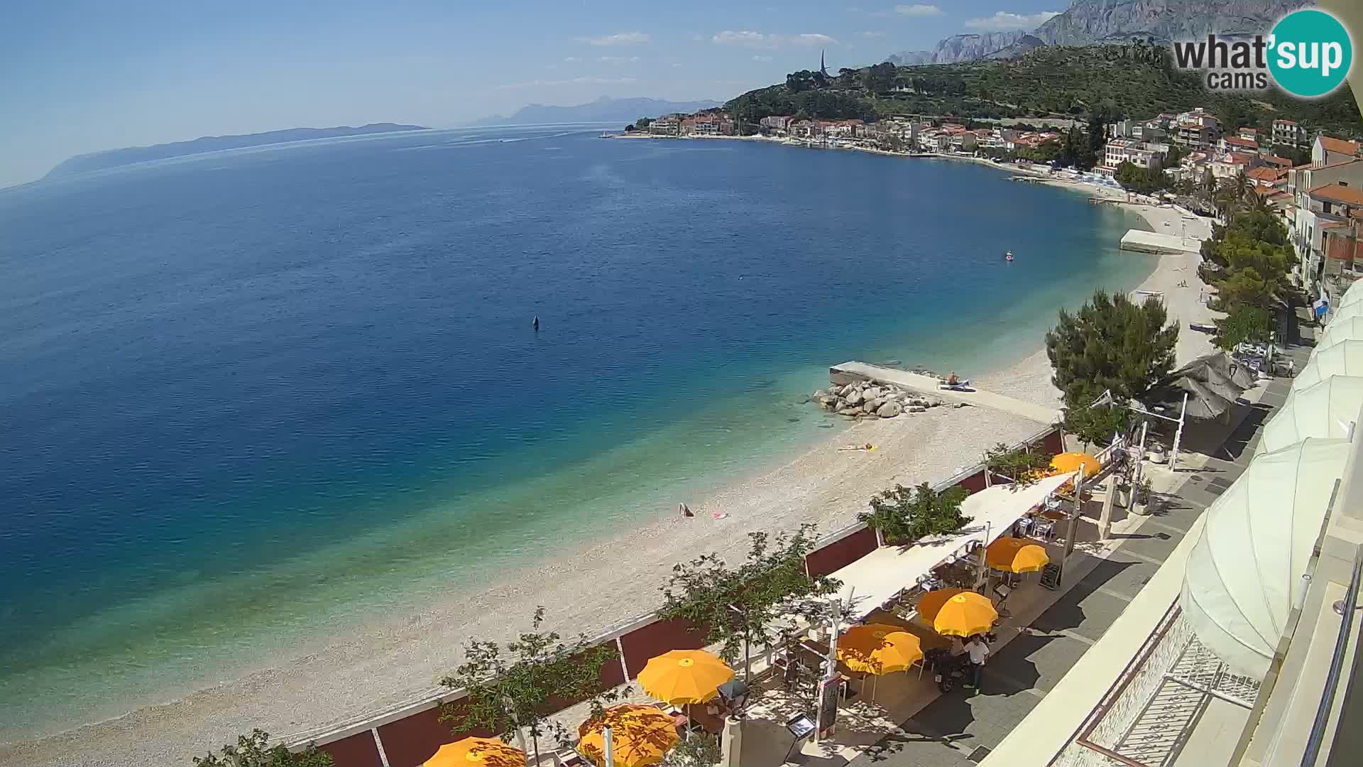 Razgled na plažo v Podgori