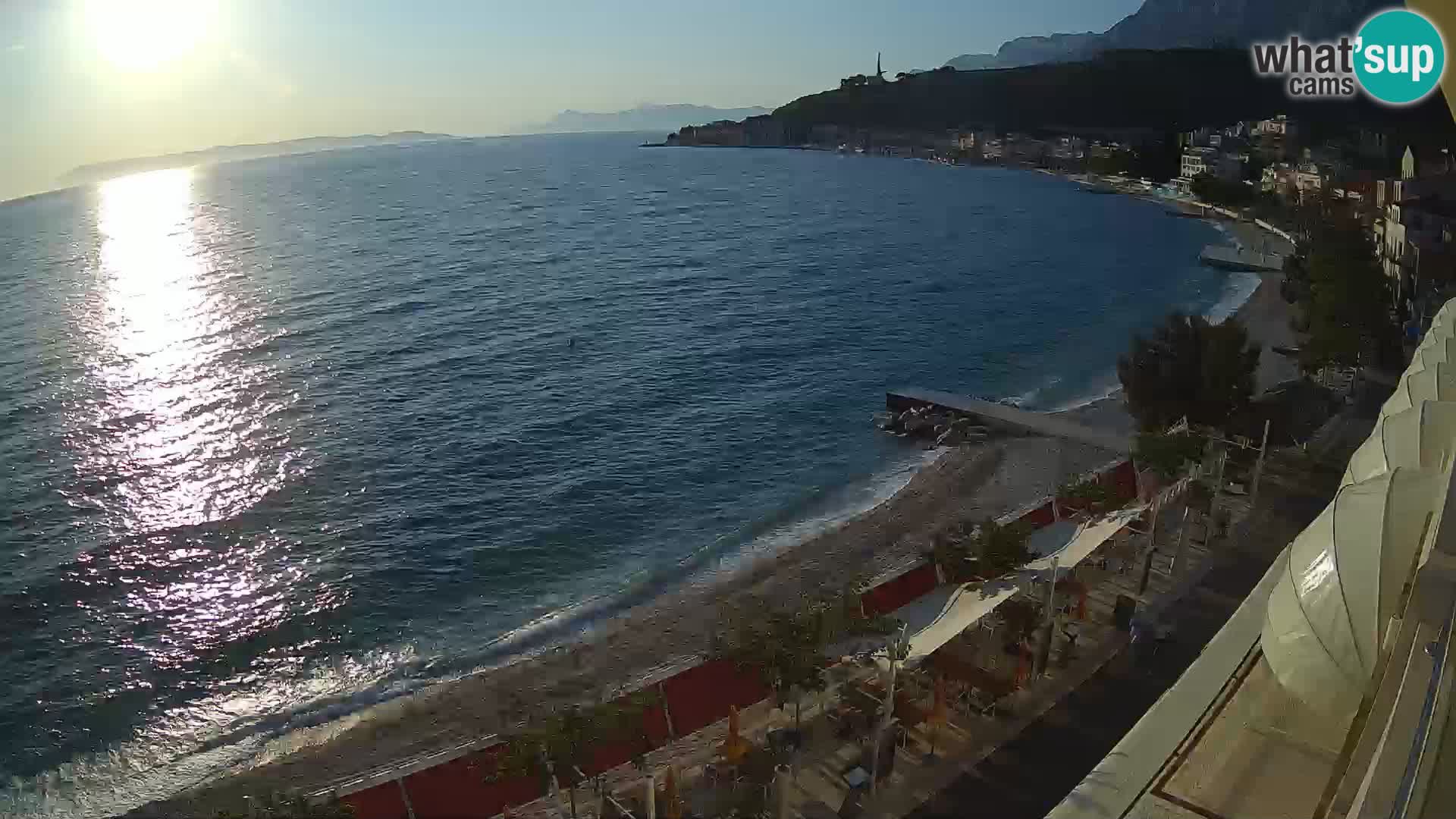 Razgled na plažo v Podgori