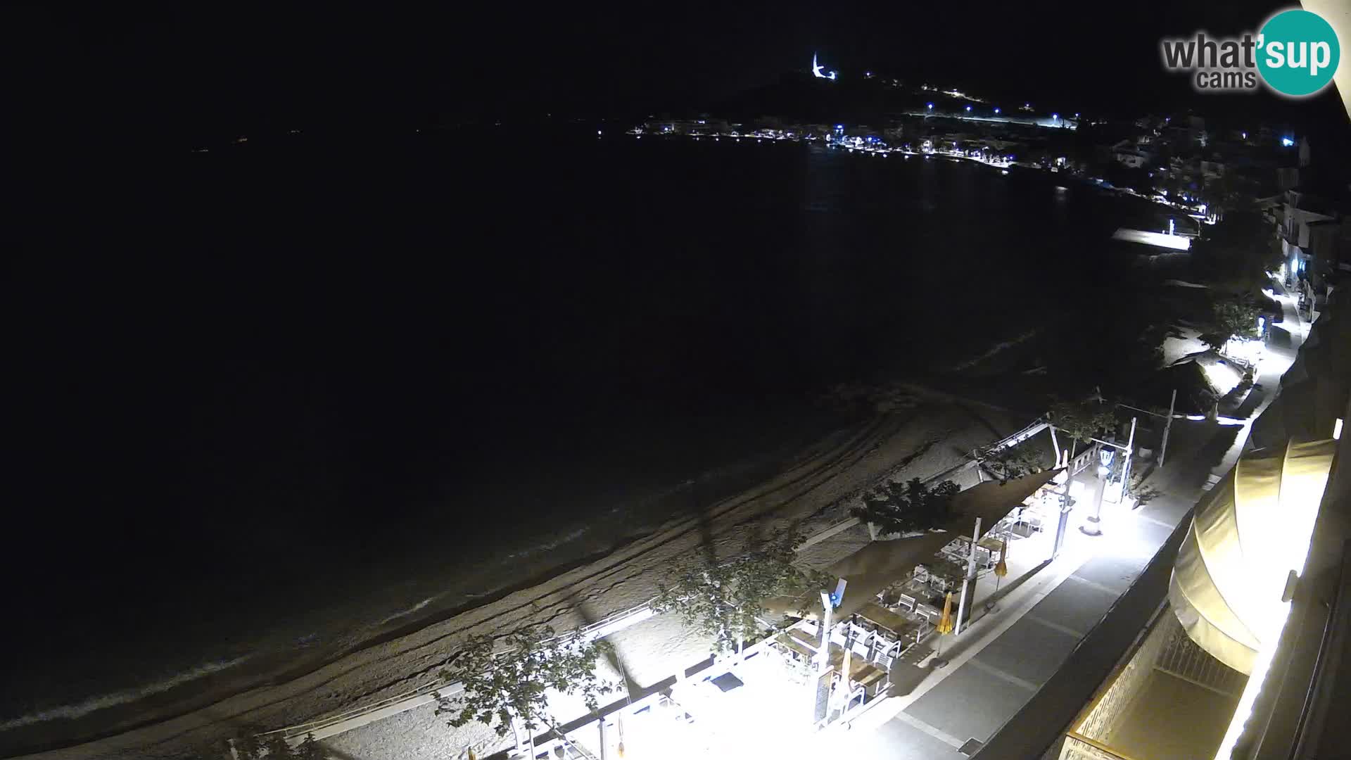 Pogled na plažu Podgori