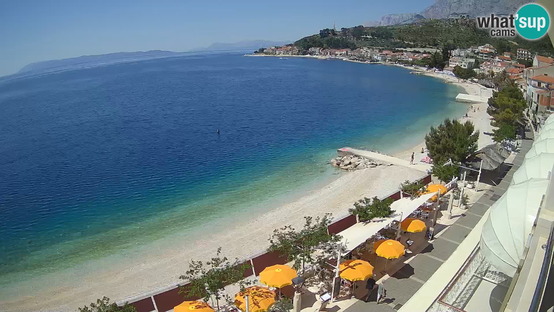 Vue de plage in Podgora