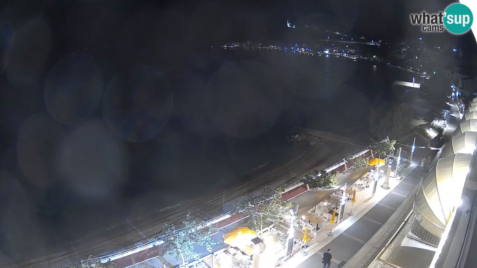 Pogled na plažu Podgori