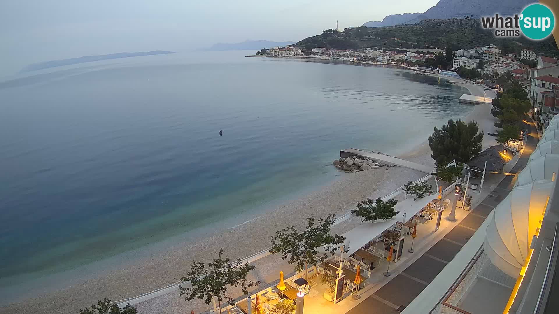 Razgled na plažo v Podgori