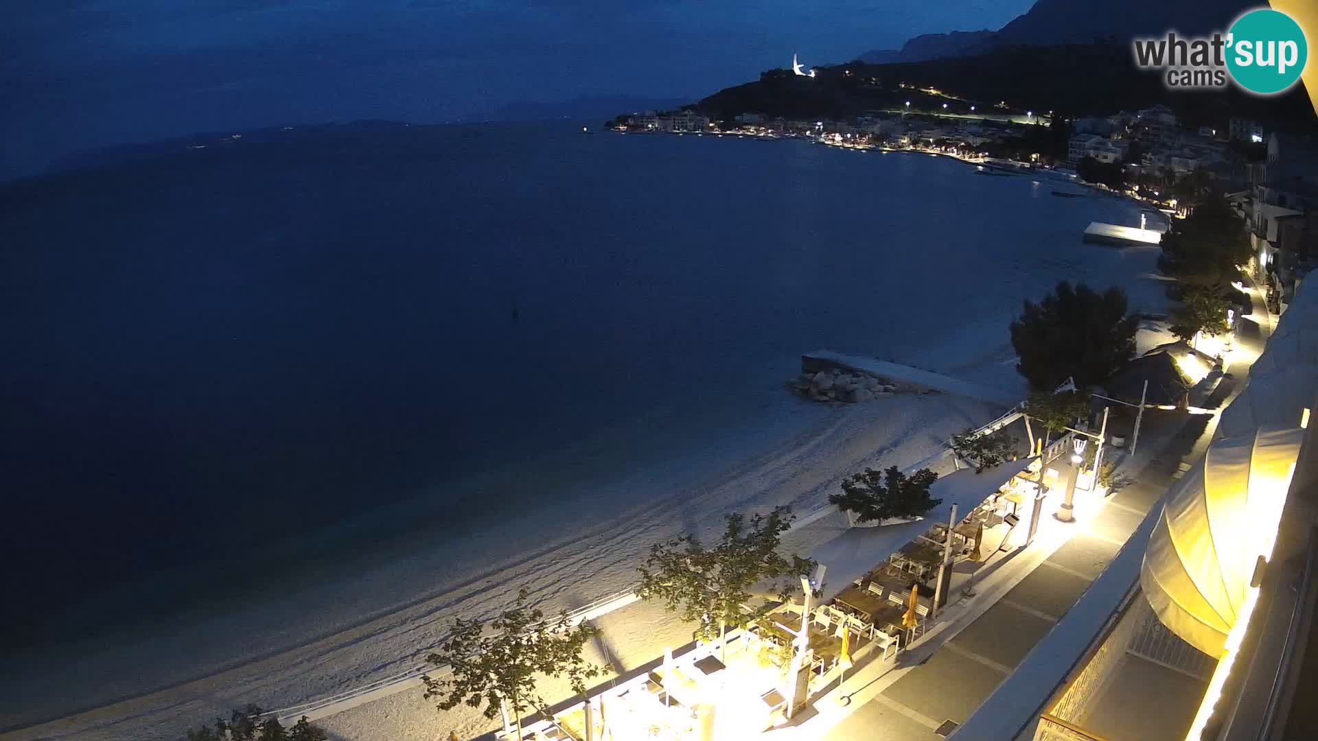 Pogled na plažu Podgori