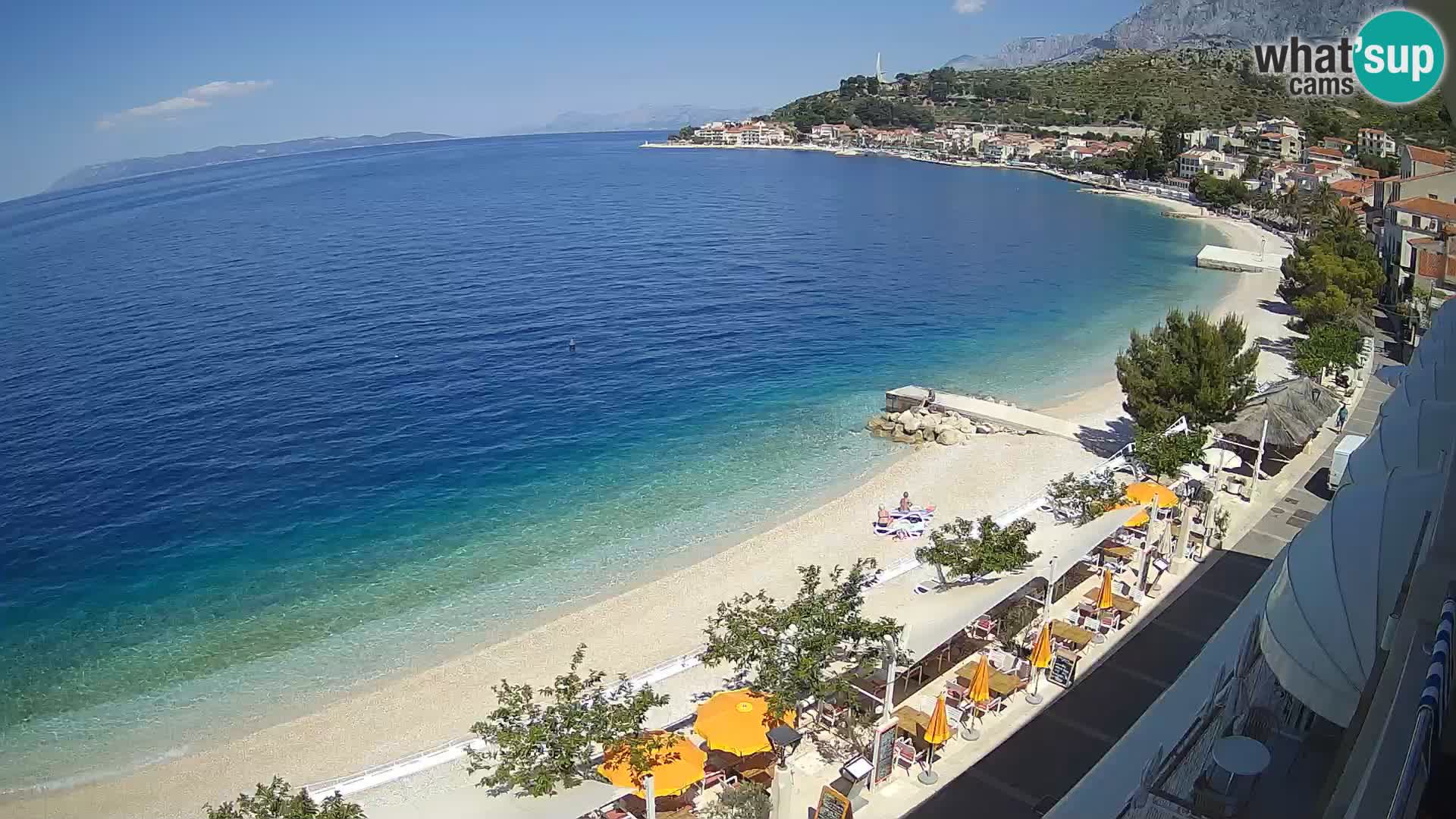 Razgled na plažo v Podgori