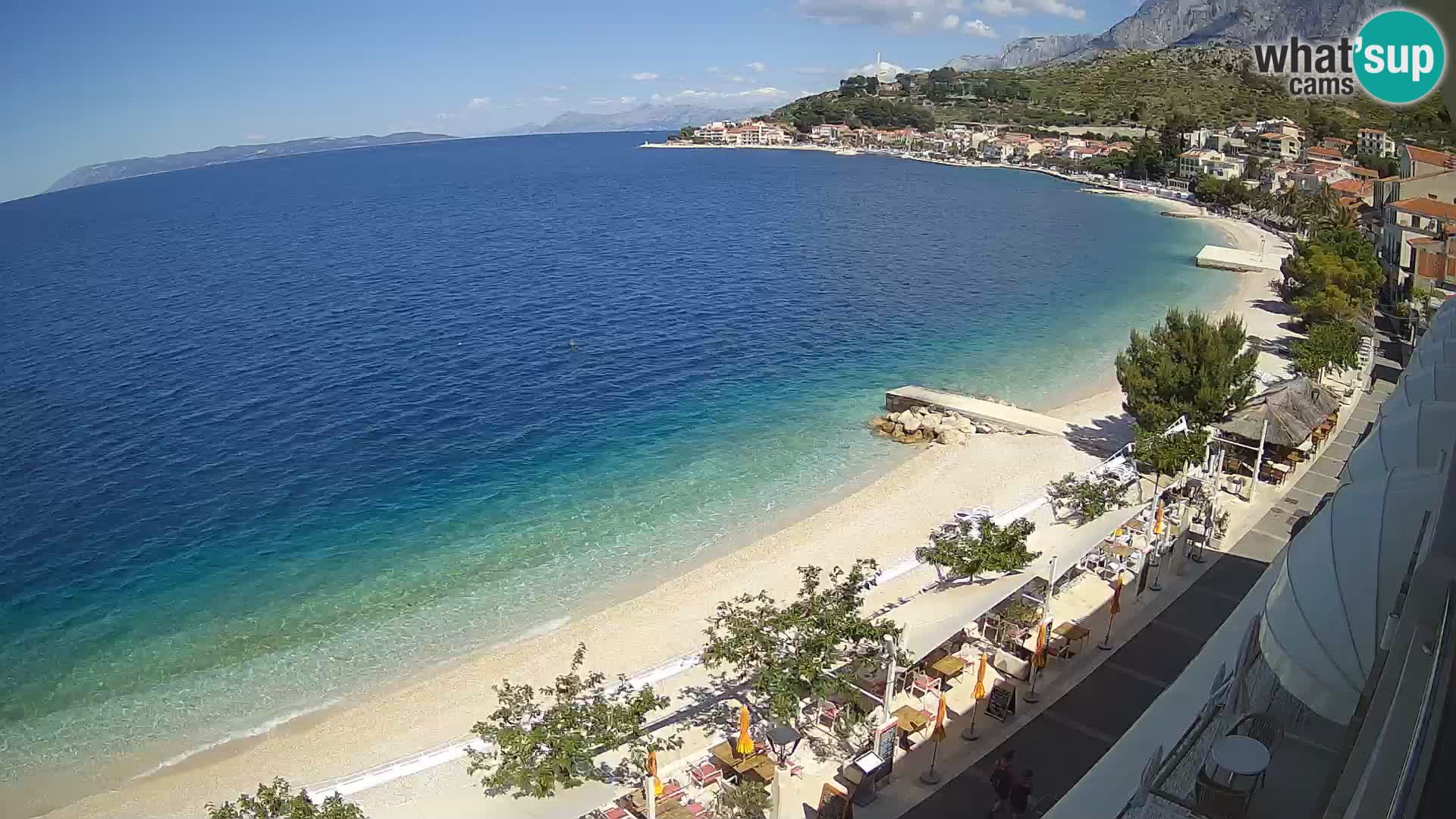 Pogled na plažu Podgori