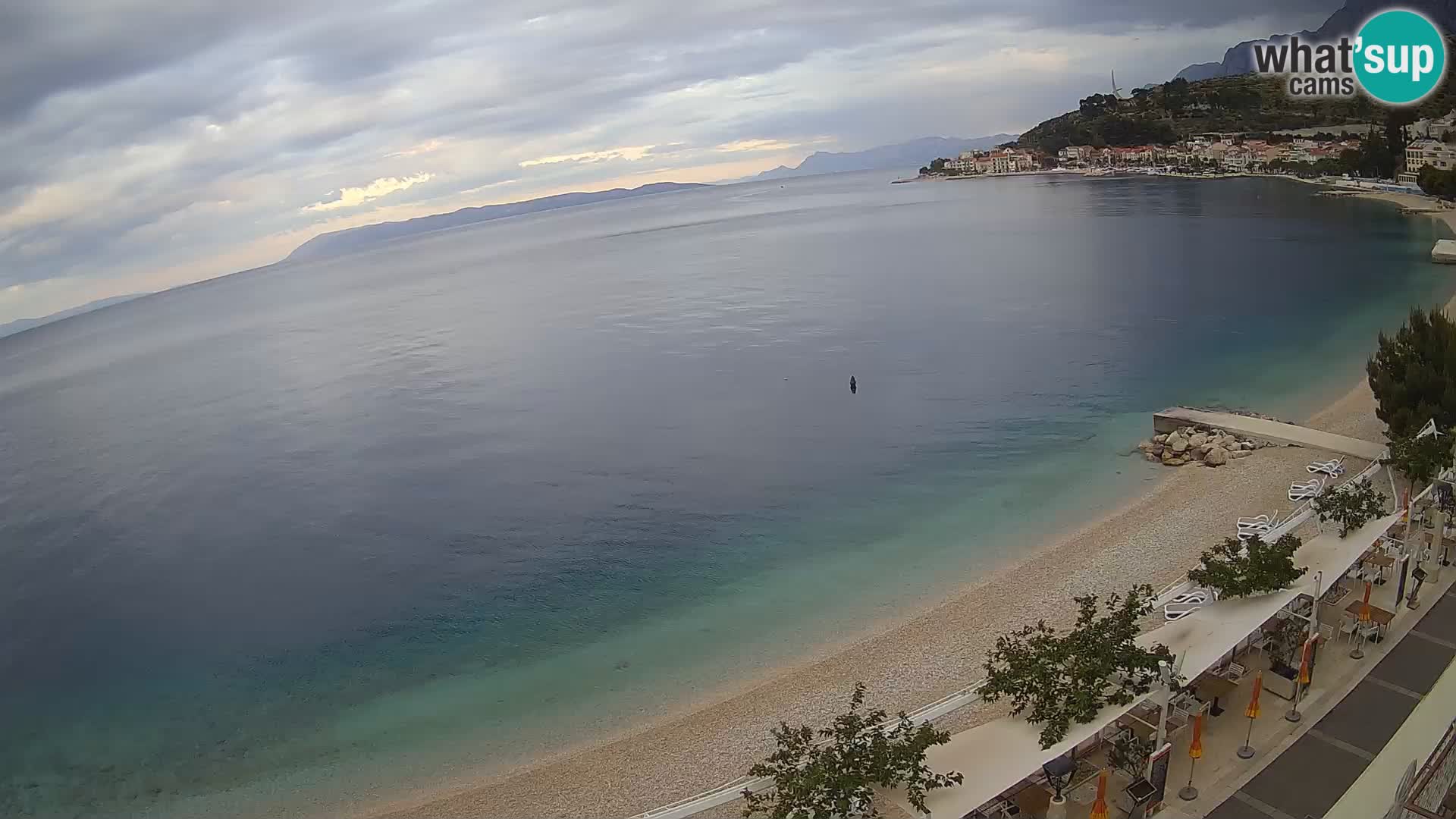 Razgled na plažo v Podgori