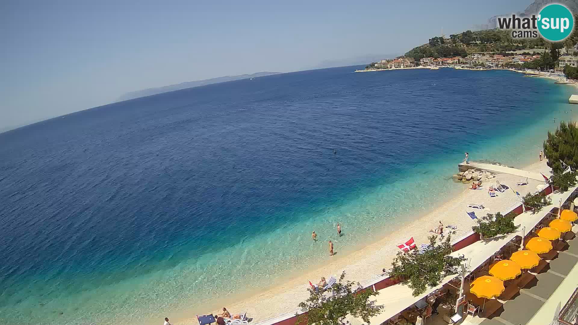 Pogled na plažu Podgori