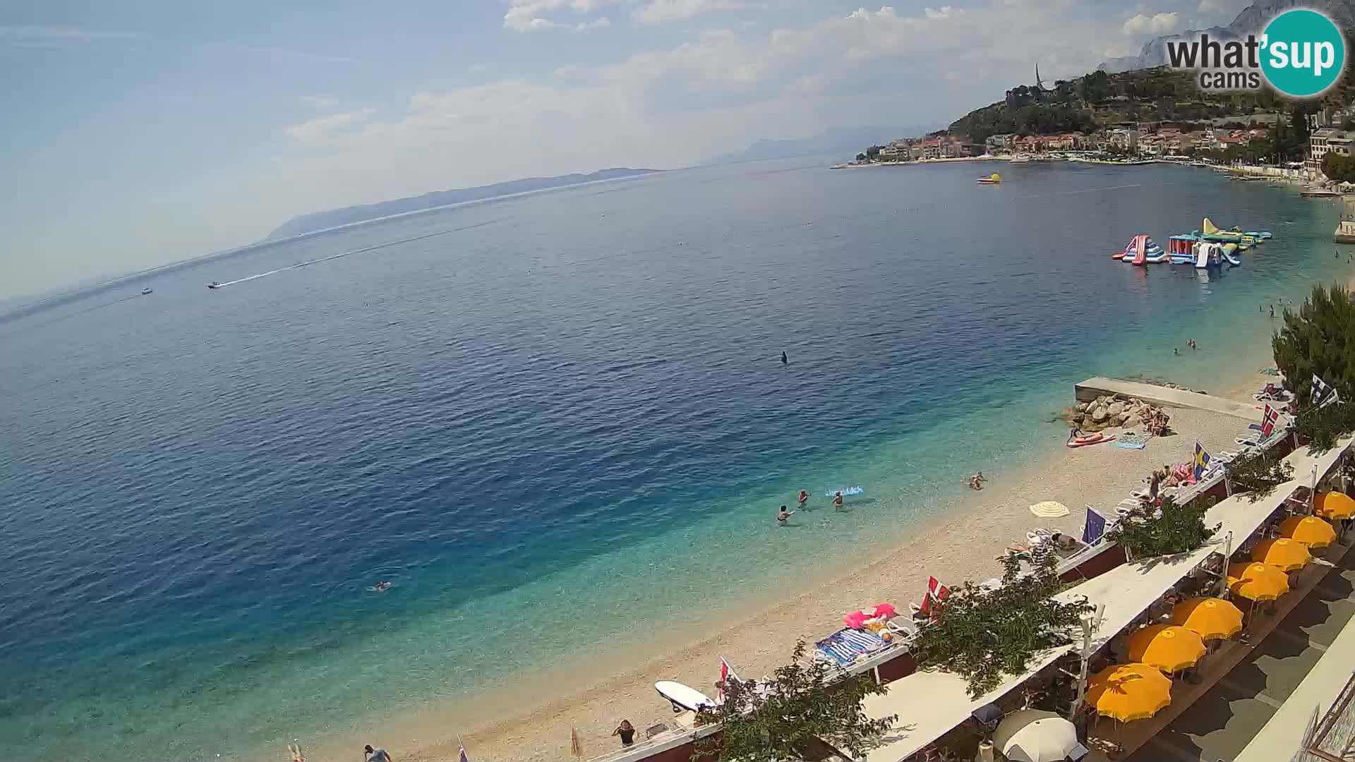Pogled na plažu Podgori