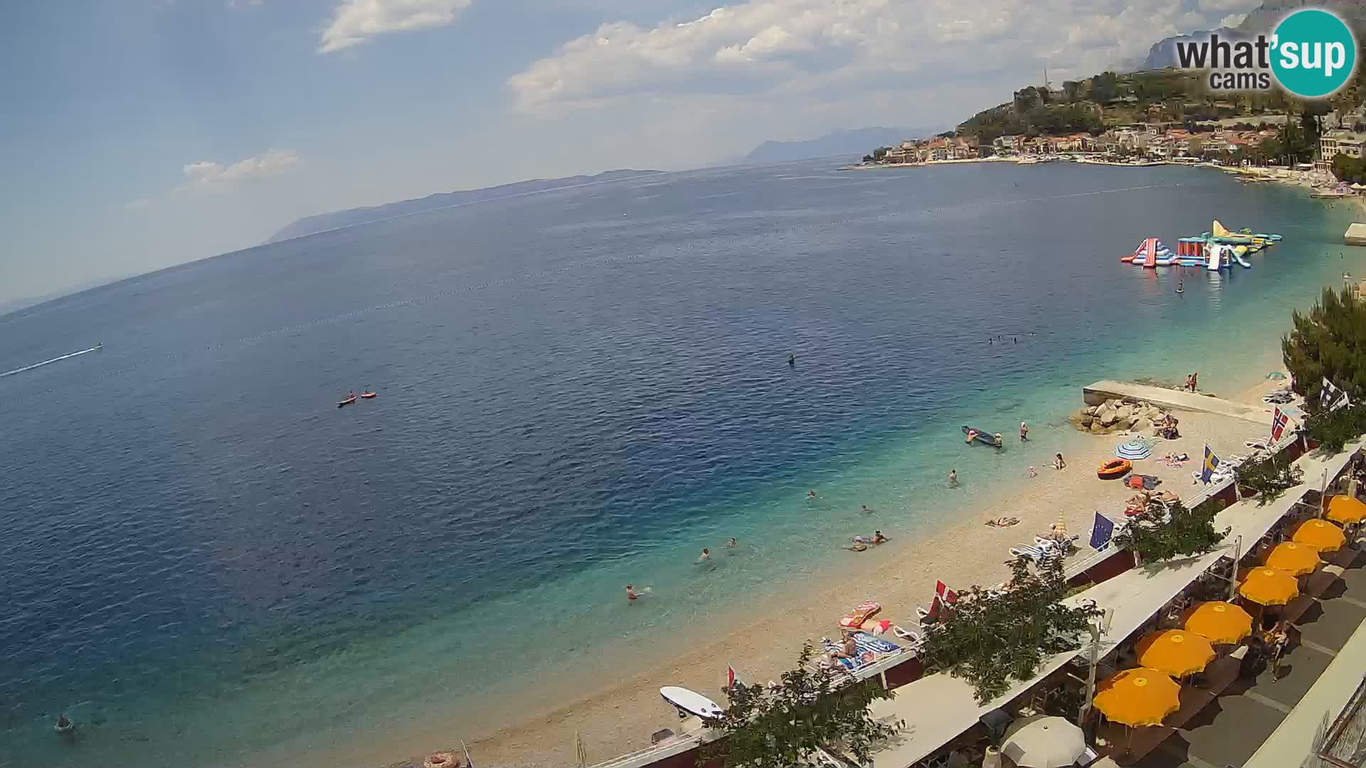 Pogled na plažu Podgori