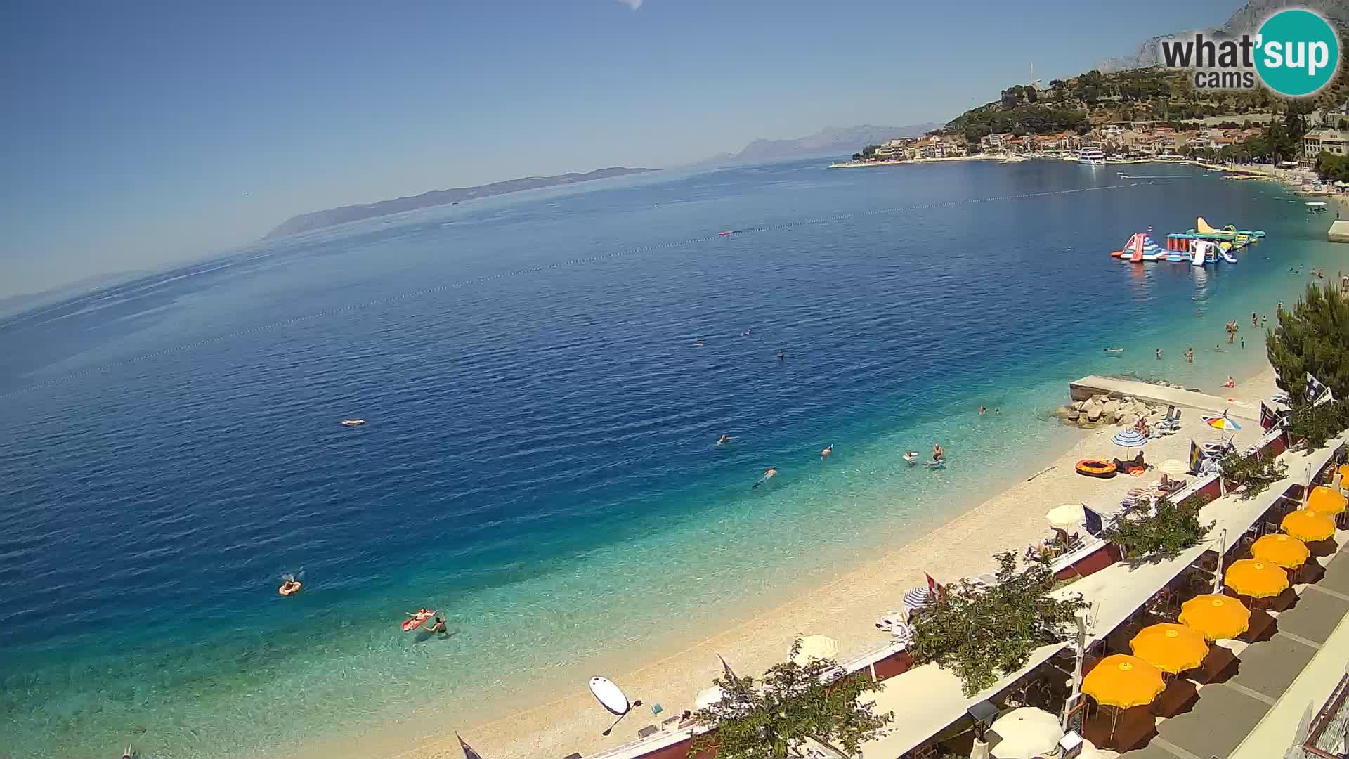 Pogled na plažu Podgori