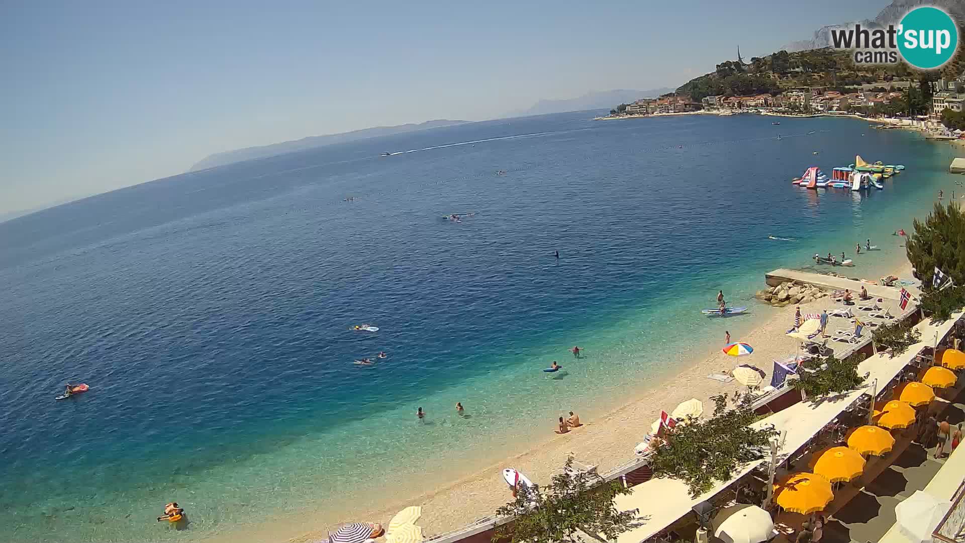 Razgled na plažo v Podgori