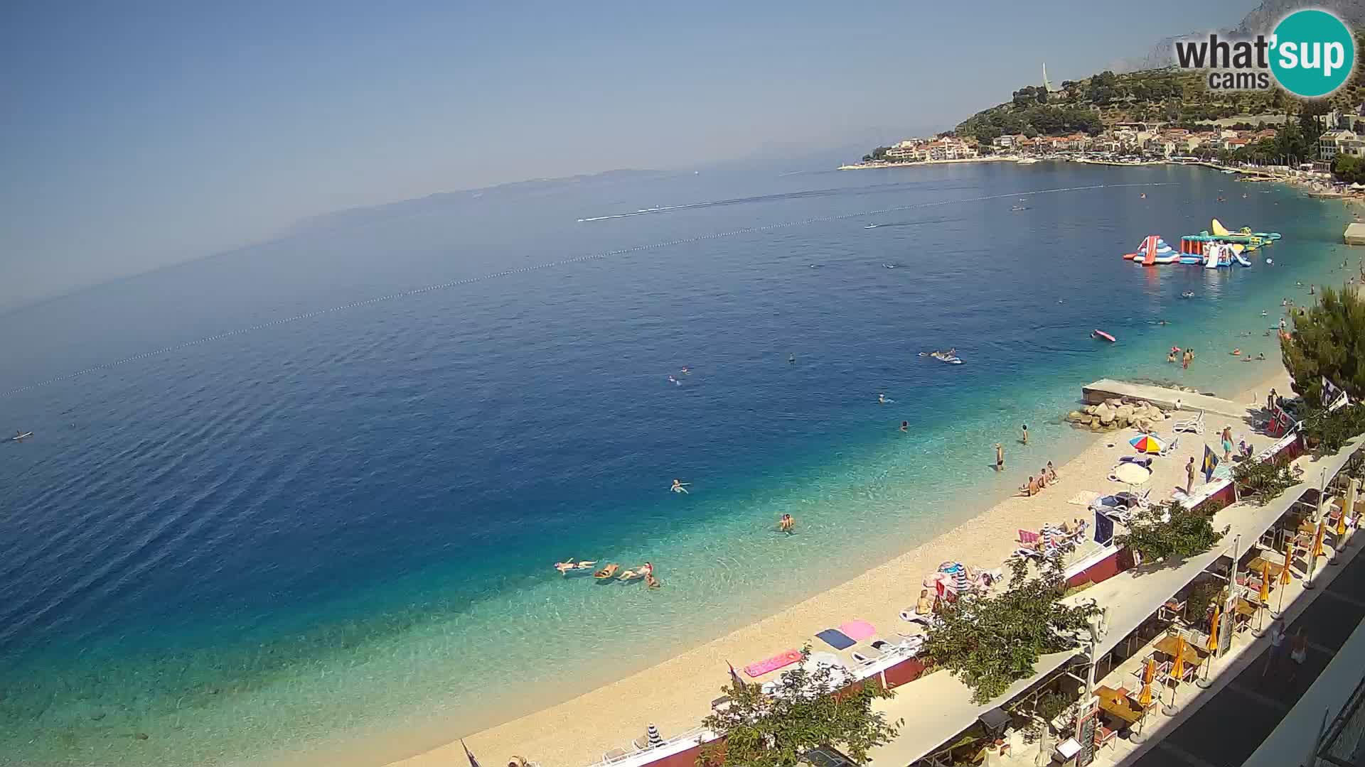Pogled na plažu Podgori