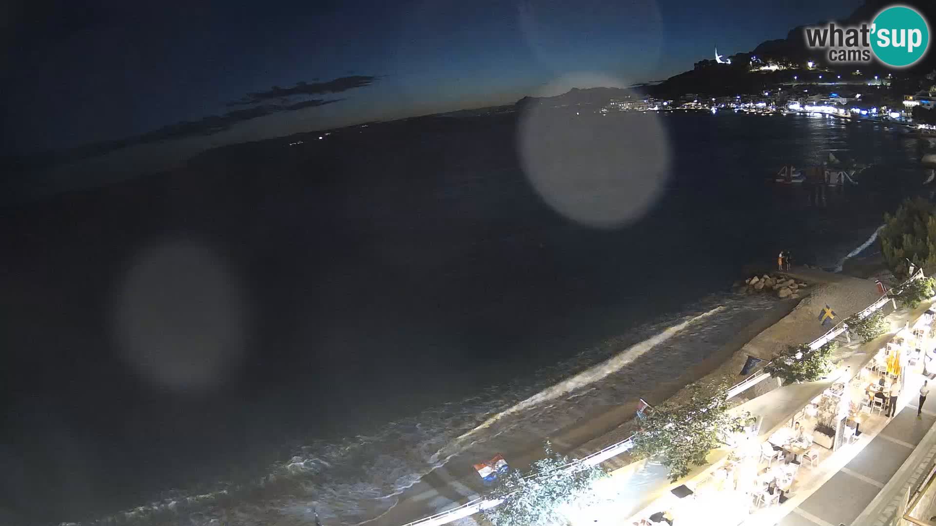 Pogled na plažu Podgori