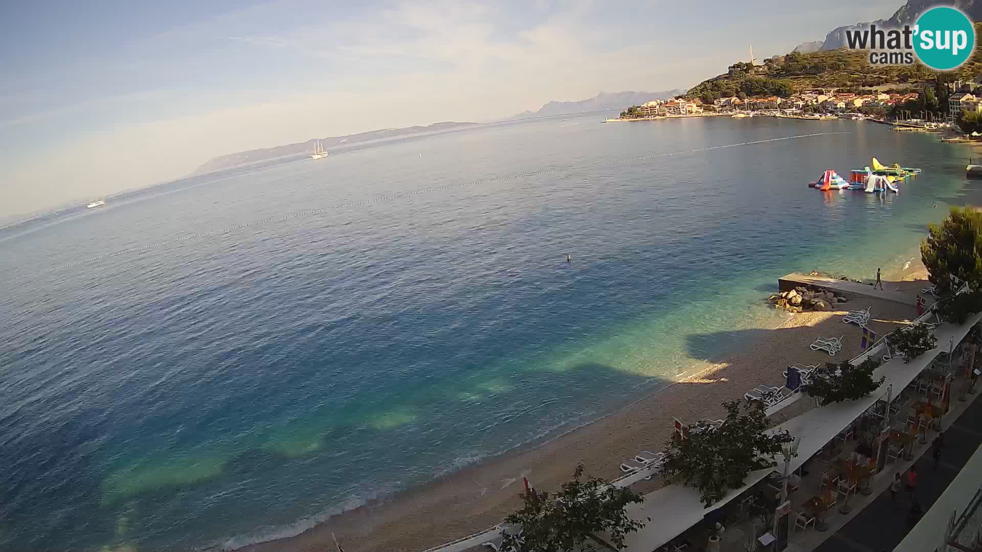 Razgled na plažo v Podgori