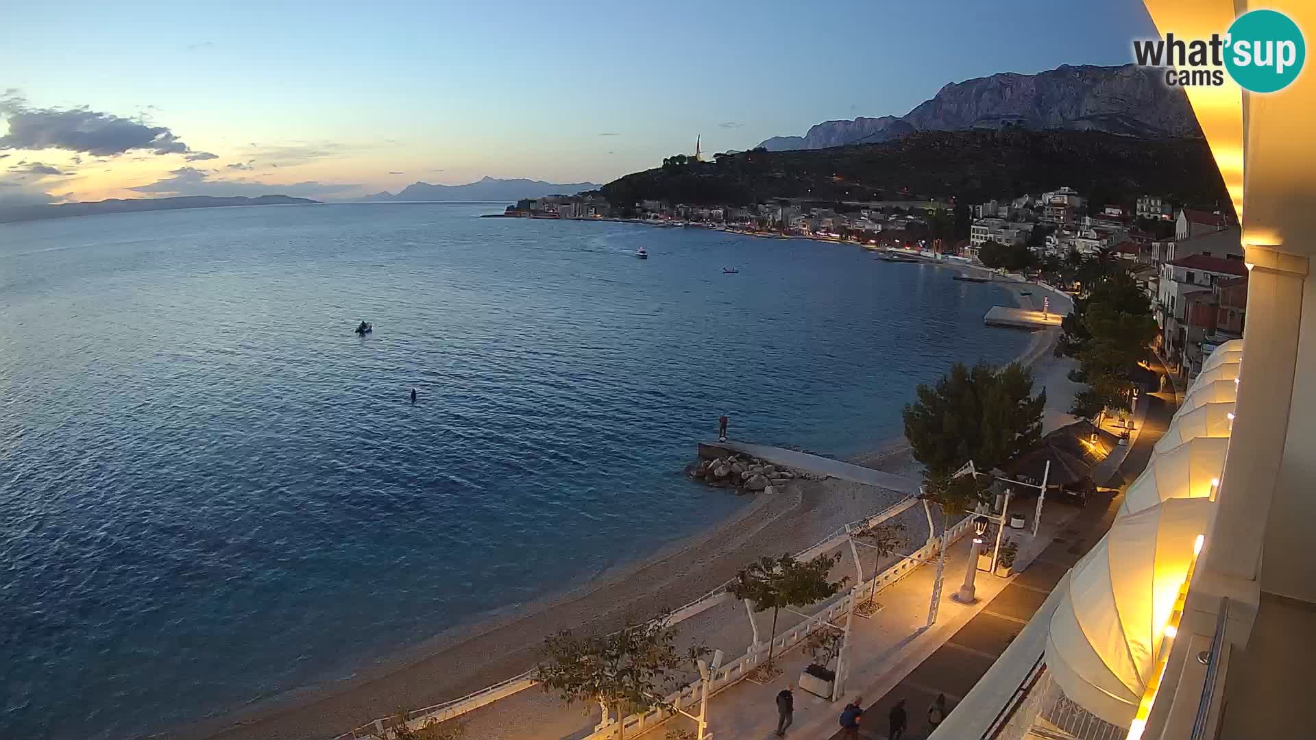 Vista de la playa in Podgora