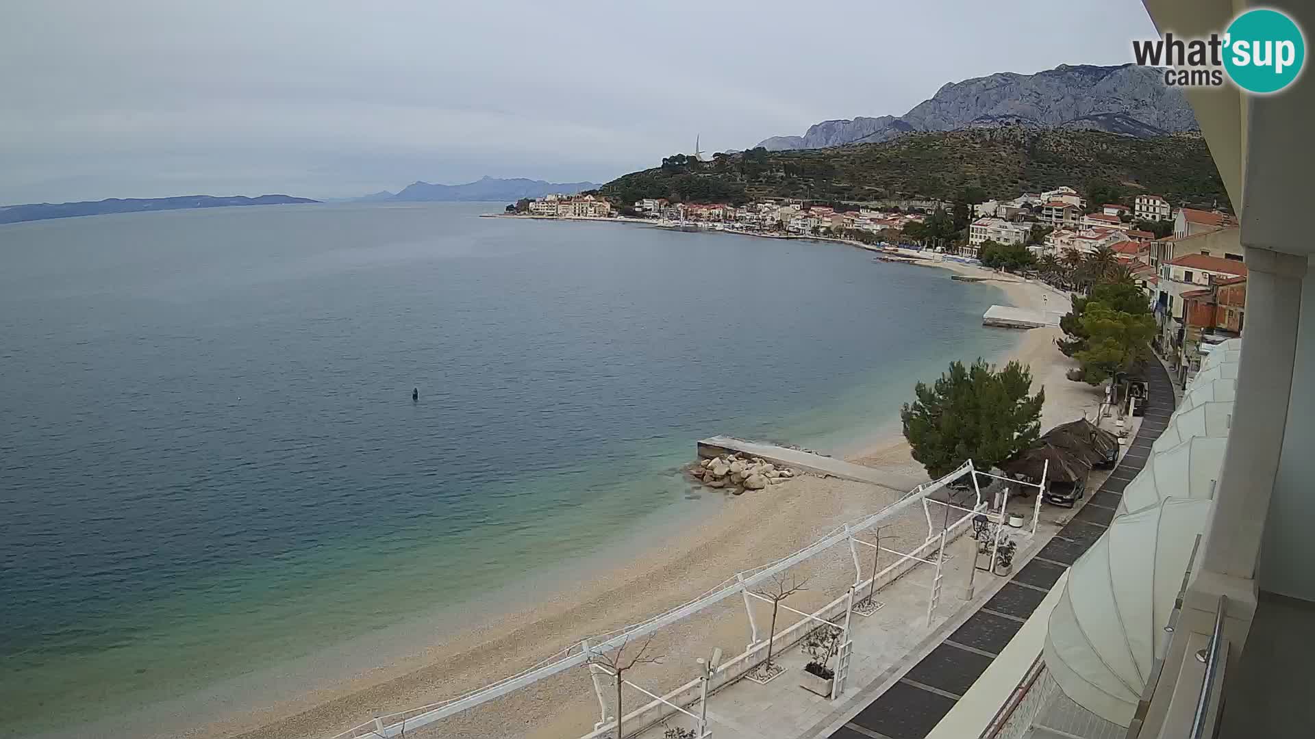 Vue de plage in Podgora