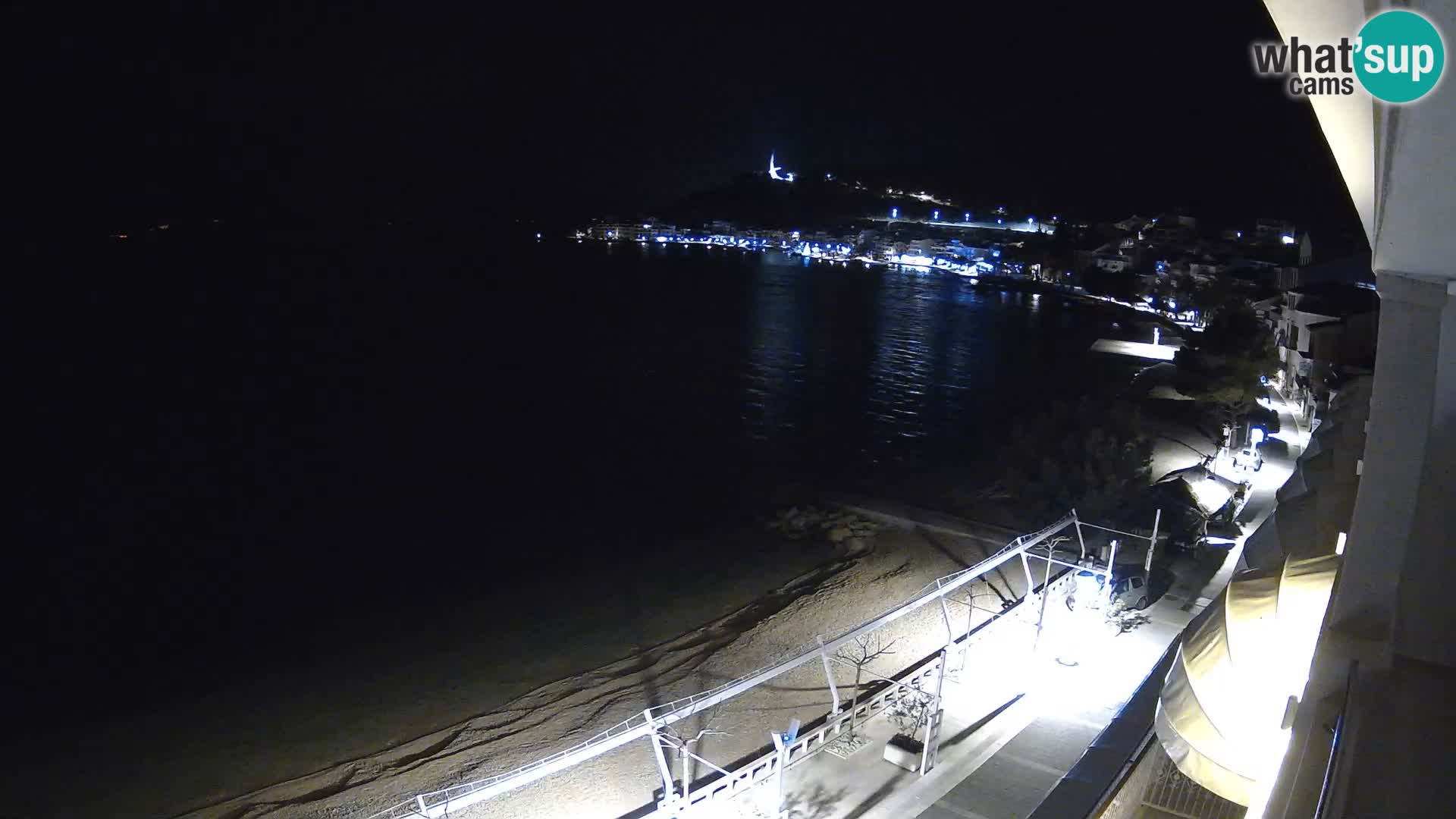 Razgled na plažo v Podgori