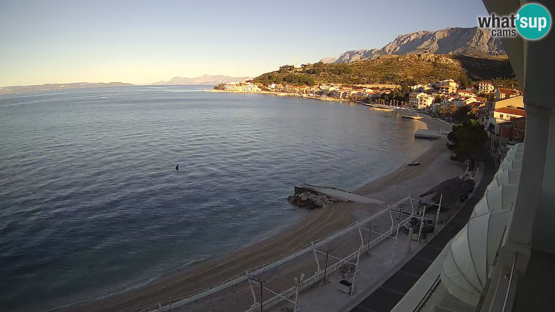 Panorama della spiaggia a Podgora