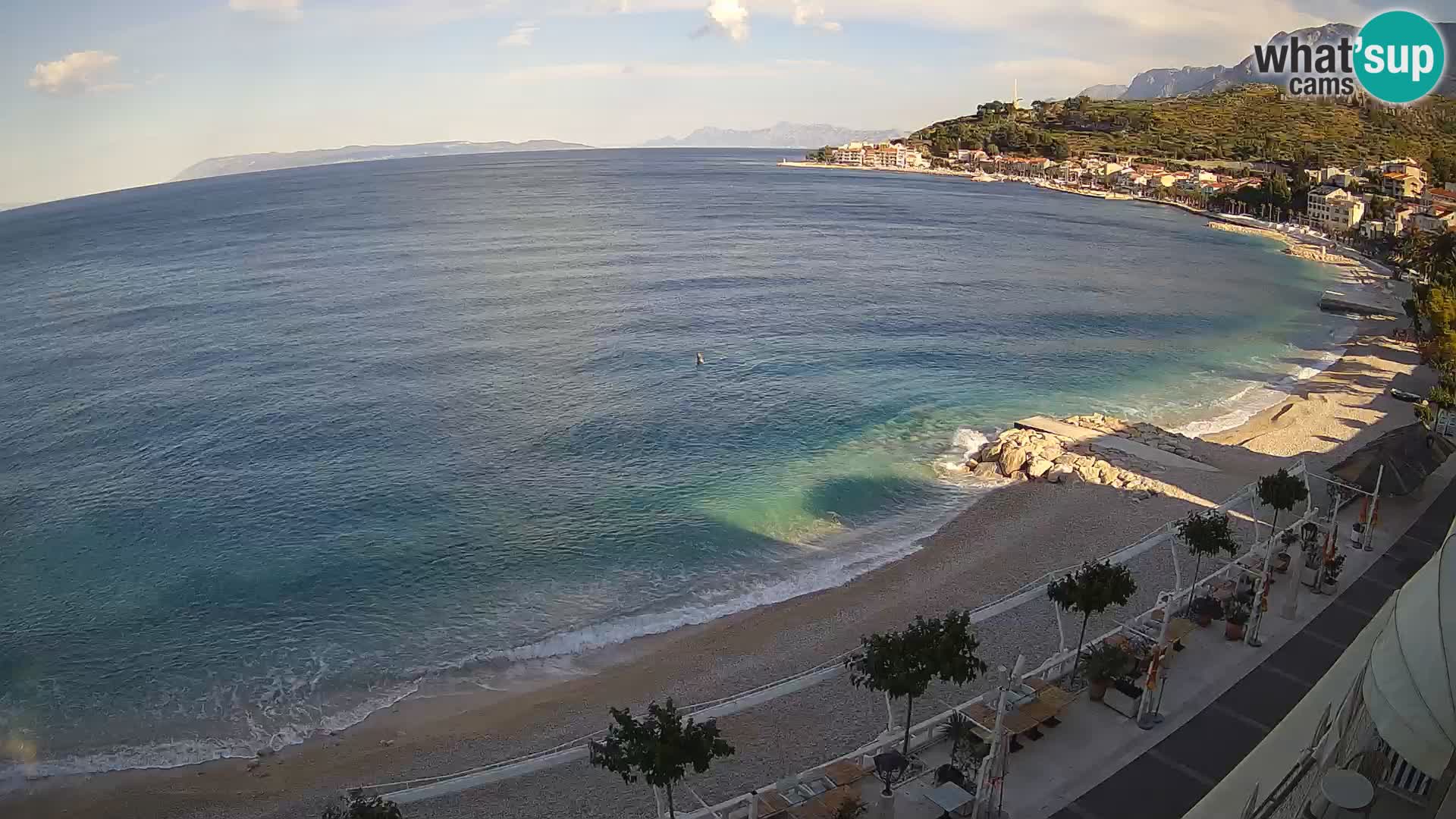 Pogled na plažu Podgori