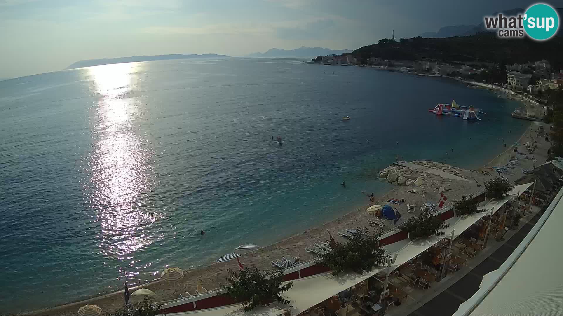 Pogled na plažu Podgori