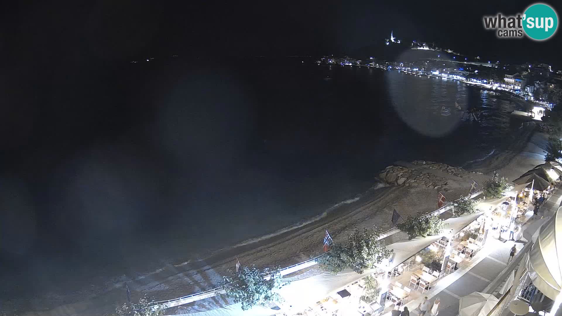 Pogled na plažu Podgori