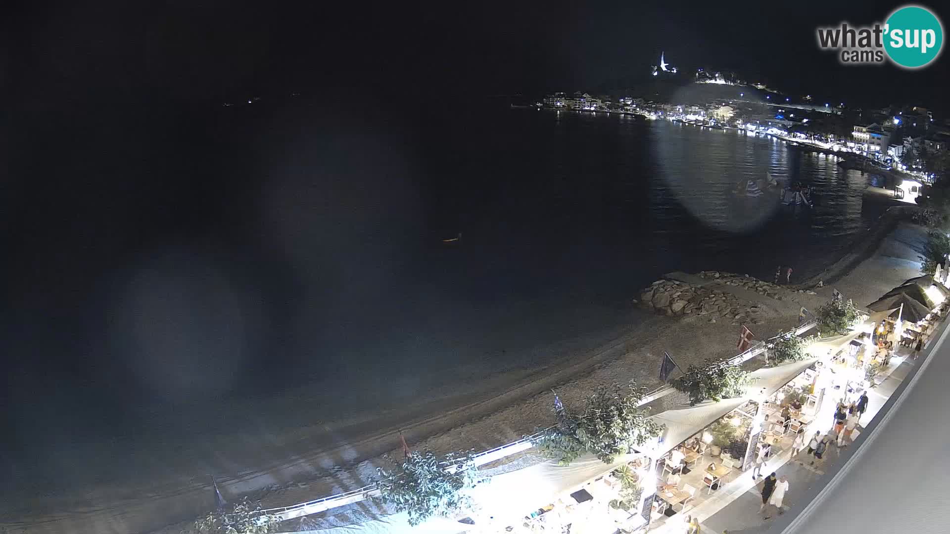 Pogled na plažu Podgori