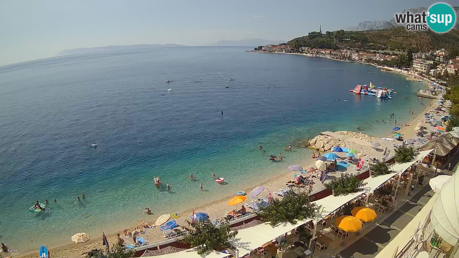 Razgled na plažo v Podgori