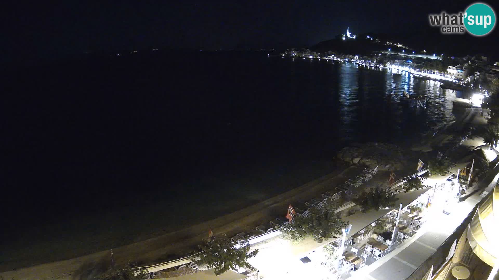 Pogled na plažu Podgori
