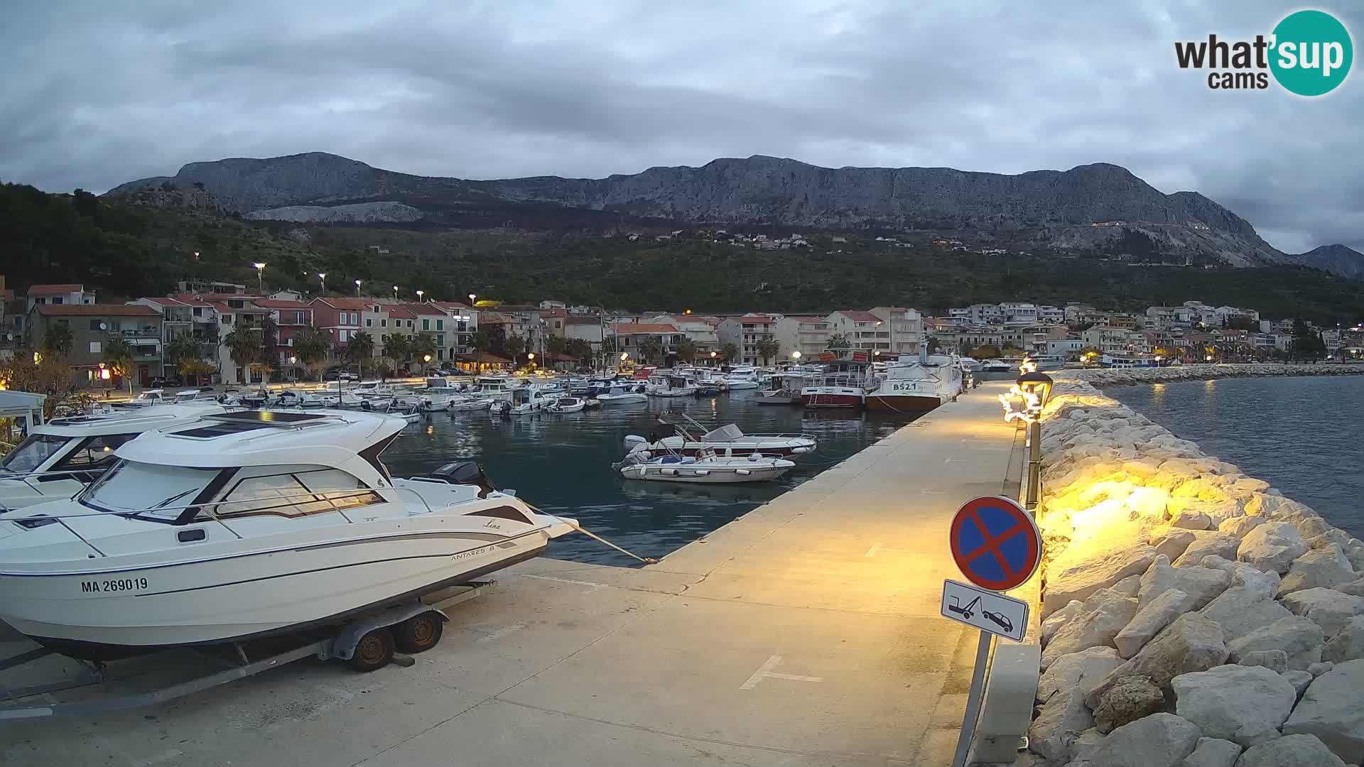 Cámara web de PODGORA Marina – Asombroso Dalmacia