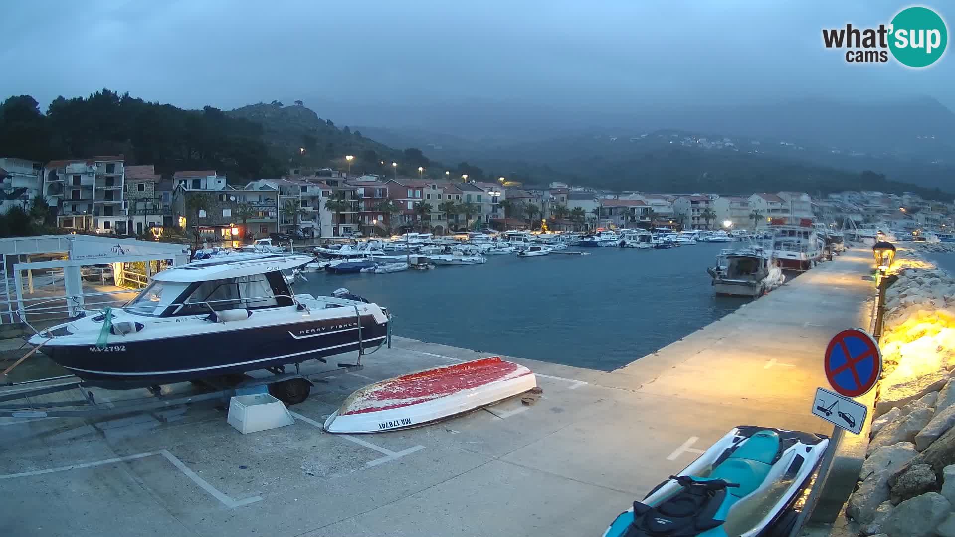 Cámara web de PODGORA Marina – Asombroso Dalmacia