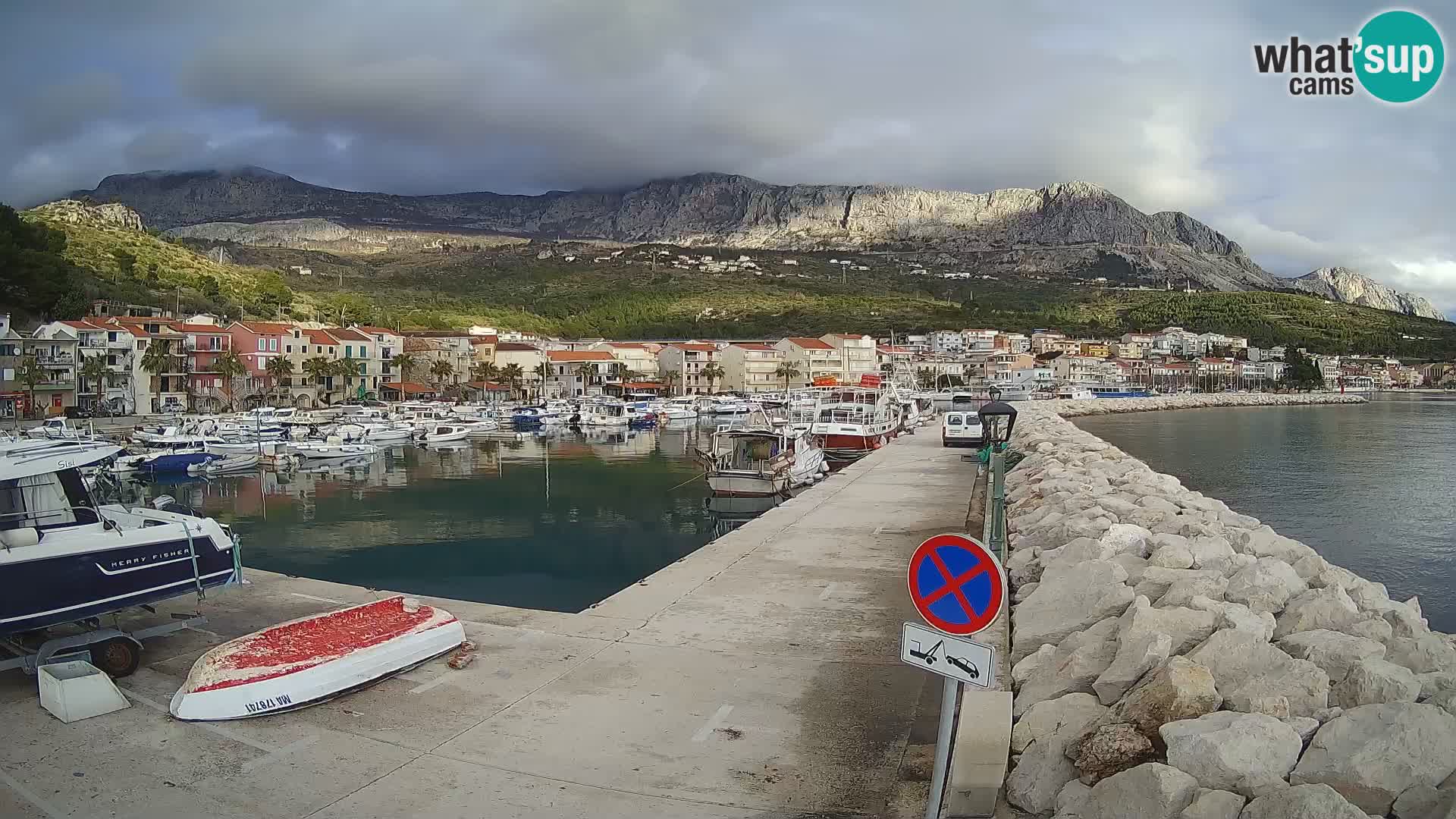 Cámara web de PODGORA Marina – Asombroso Dalmacia