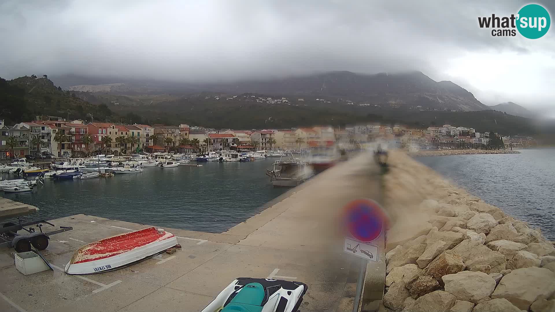 Cámara web de PODGORA Marina – Asombroso Dalmacia