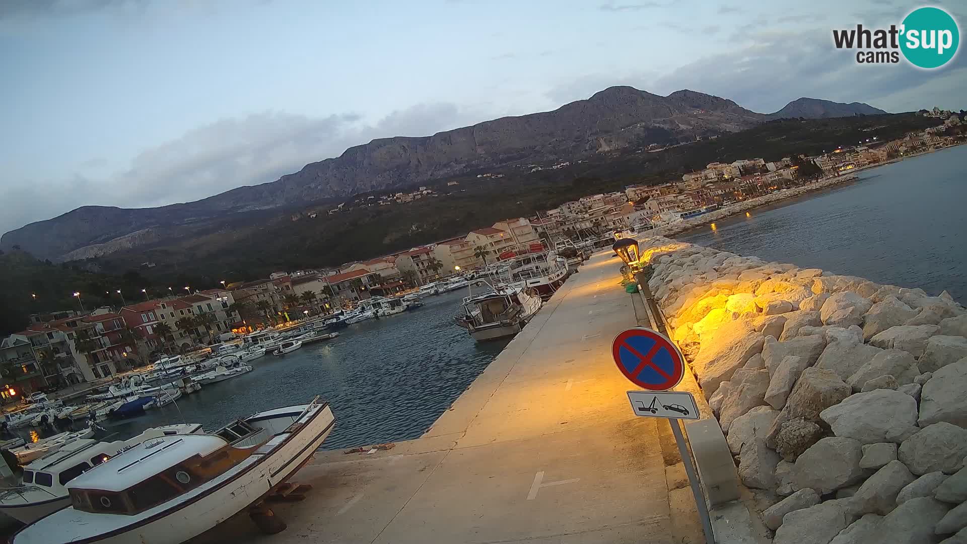 Cámara web de PODGORA Marina – Asombroso Dalmacia