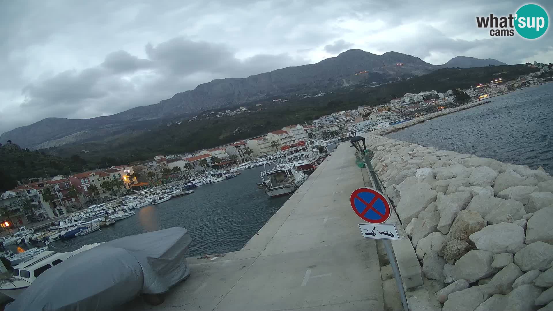 Cámara web de PODGORA Marina – Asombroso Dalmacia