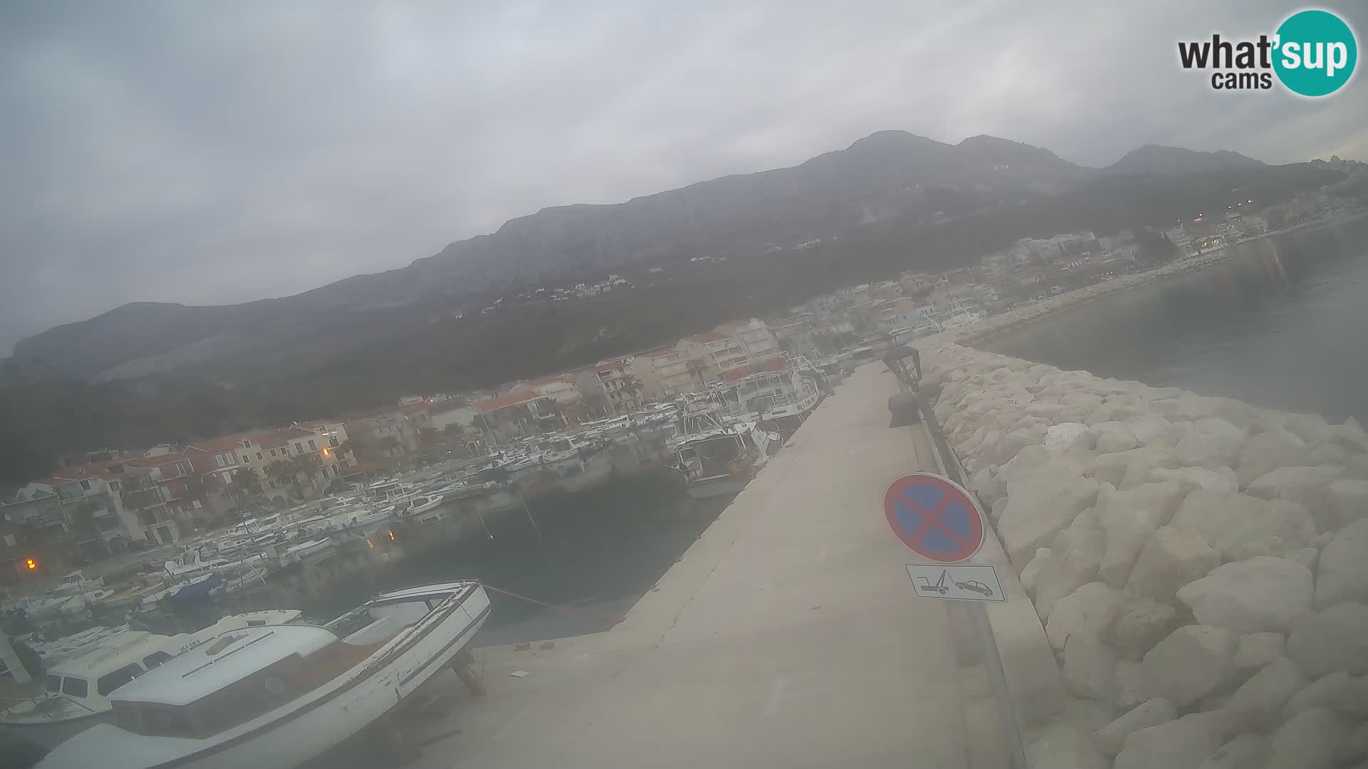 Spletna kamera Marina PODGORA – Očarljiva Dalmacija